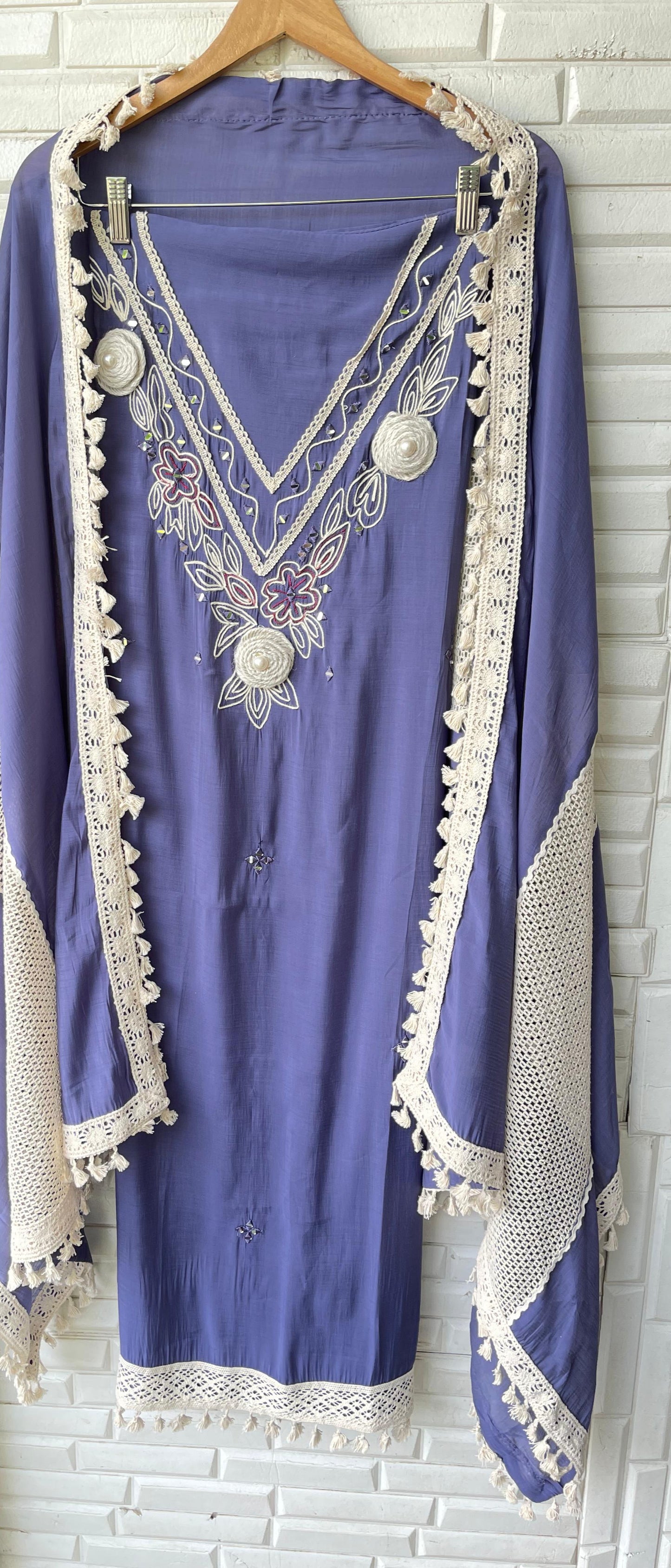 Mul chanderi unstitched ladies suit Rc17430
