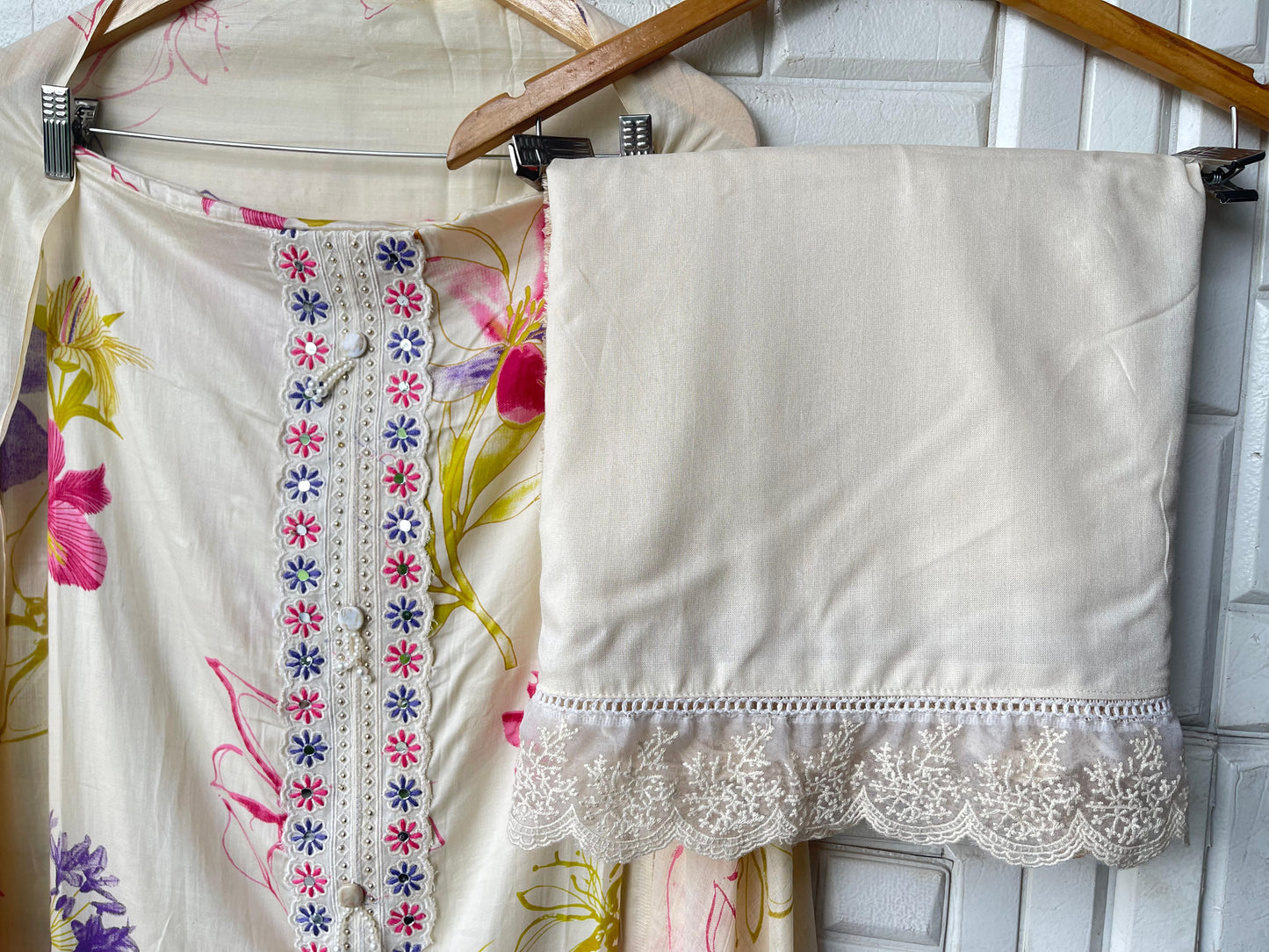 Mul cotton unstitched ladies suit Rc17351