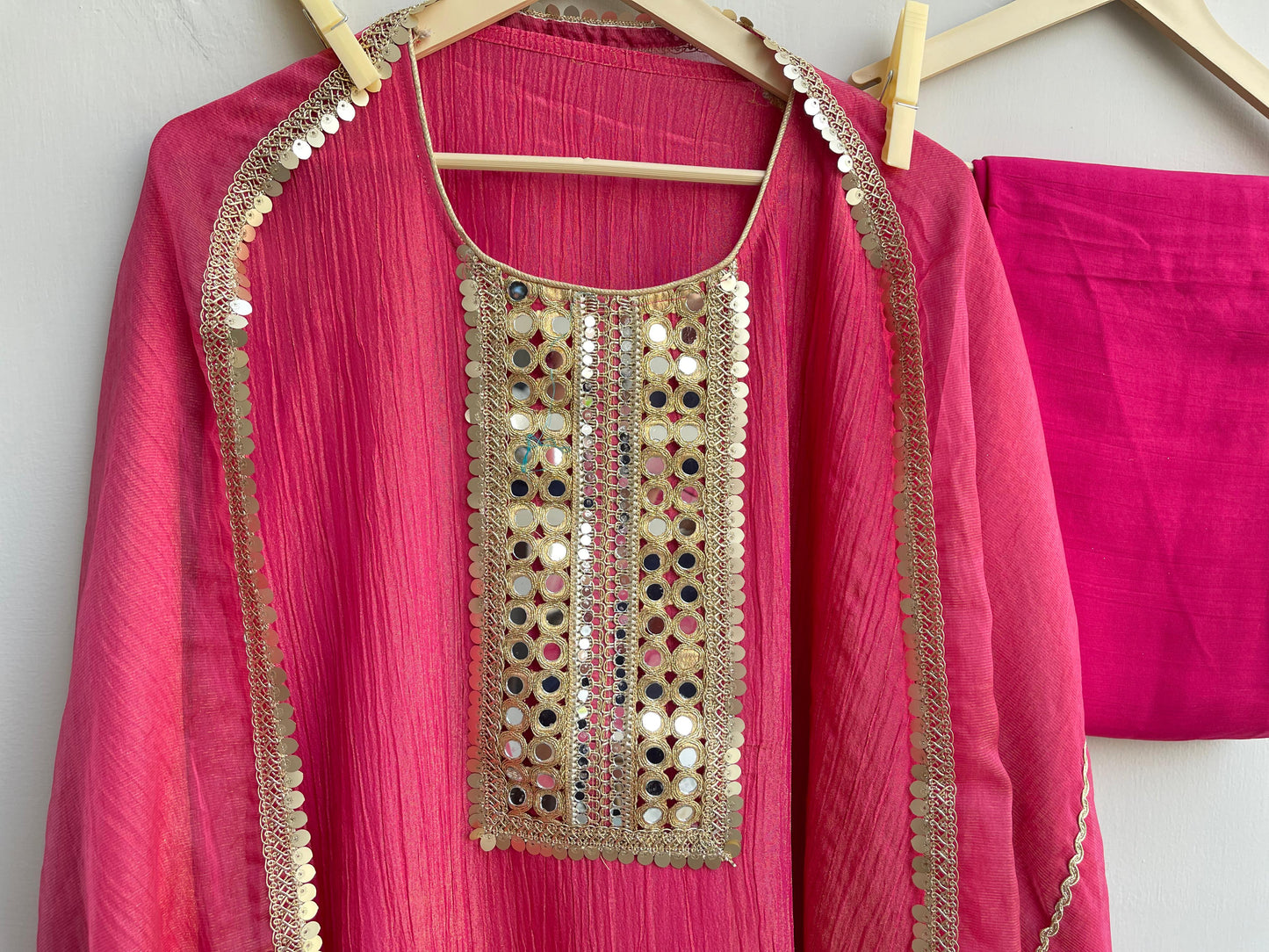 Crushed tissue unstitched ladies suit Rc17930 (a)