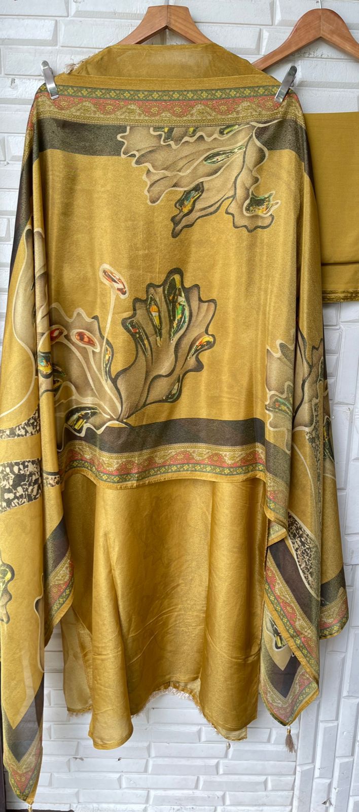 Shimmer silk unstitched ladies suit Rc17766