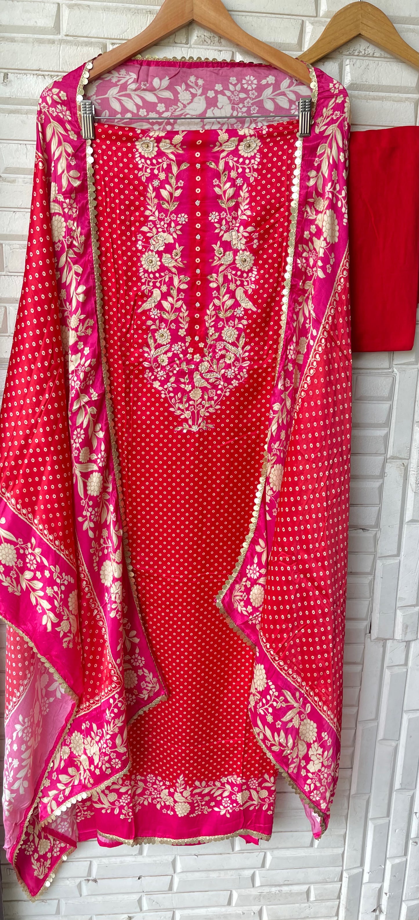 Gajji silk printed unstitched ladies suit Rc19296