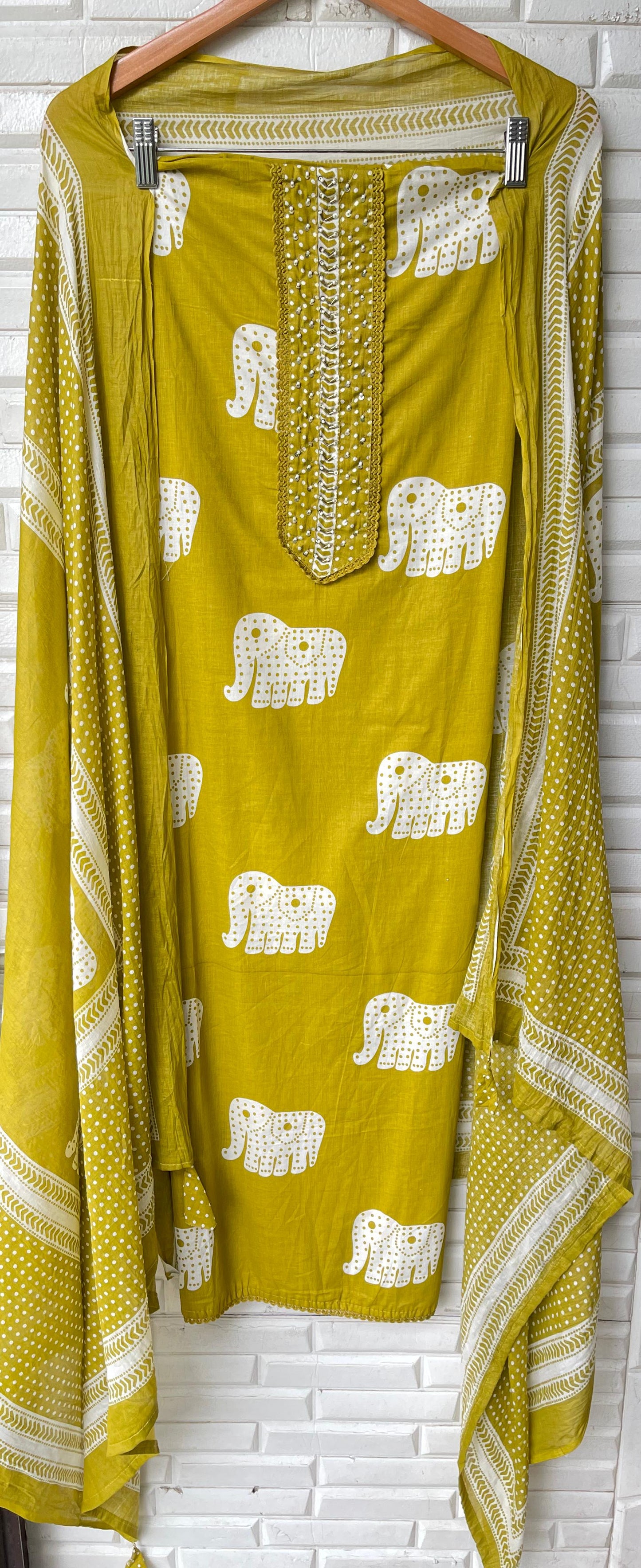 Cotton unstitched ladies suit Rc17600 (a)