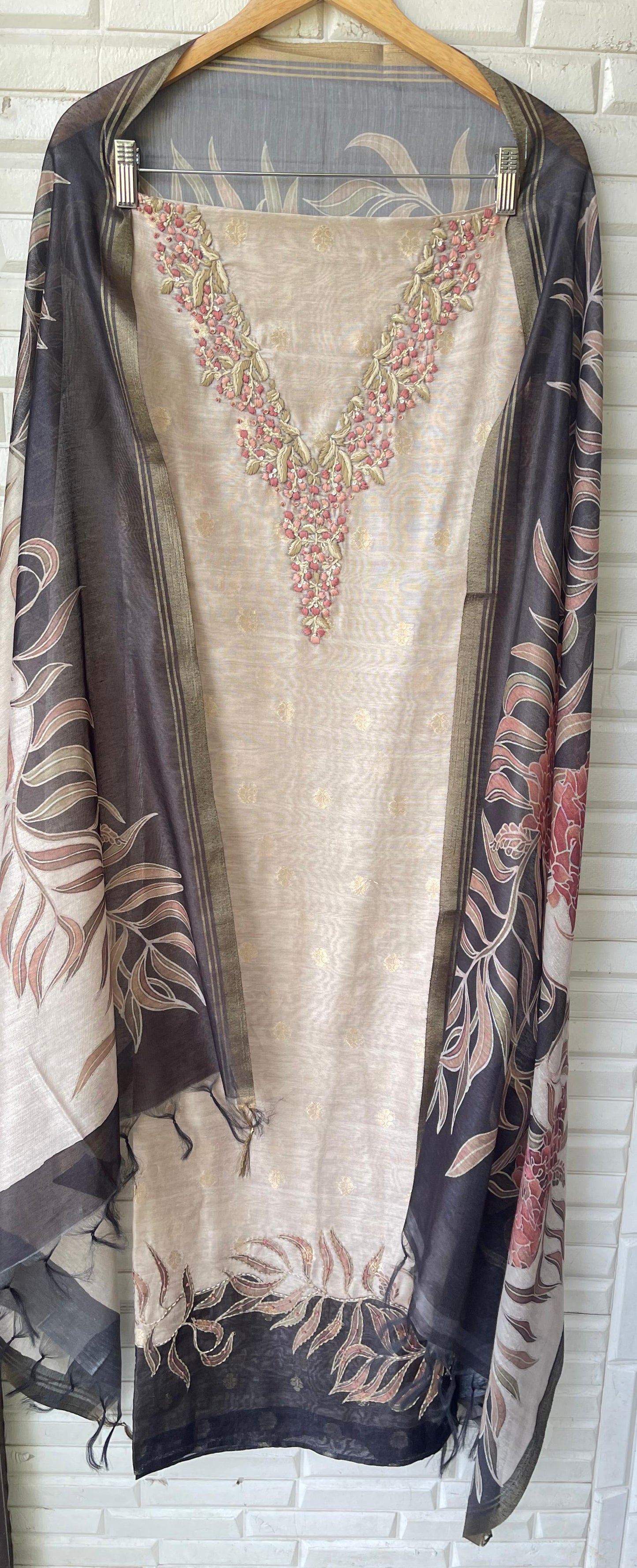 Banarasi soft linen silk unstitched ladies suit Rc17795