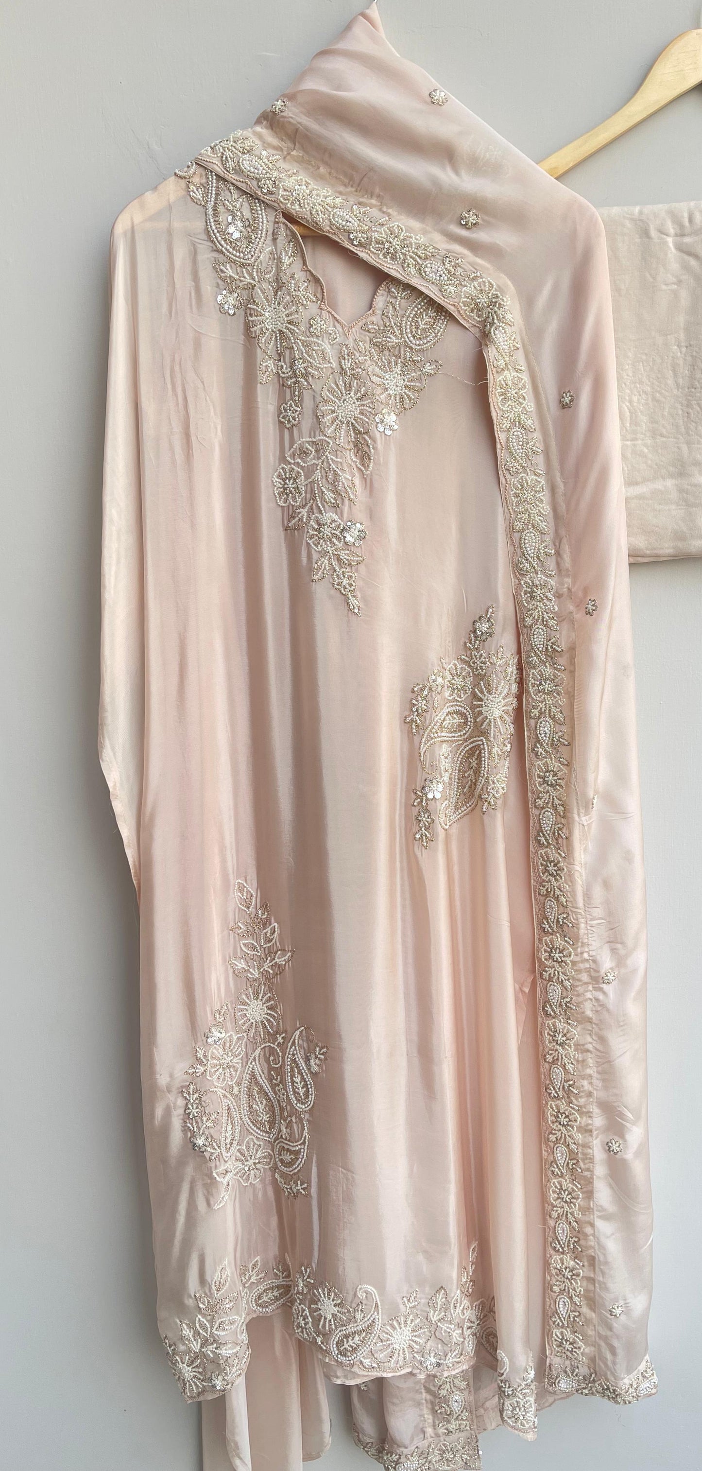 Satin crape unstitched ladies suit Rc17903