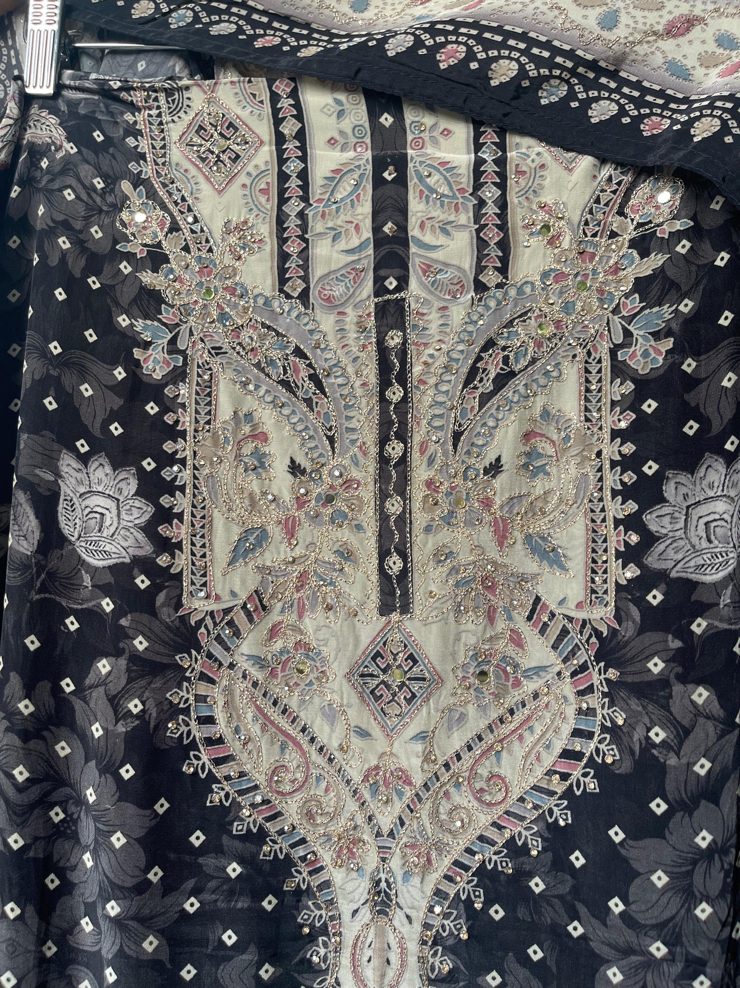 Crape satin unstitched ladies suit Rc17705