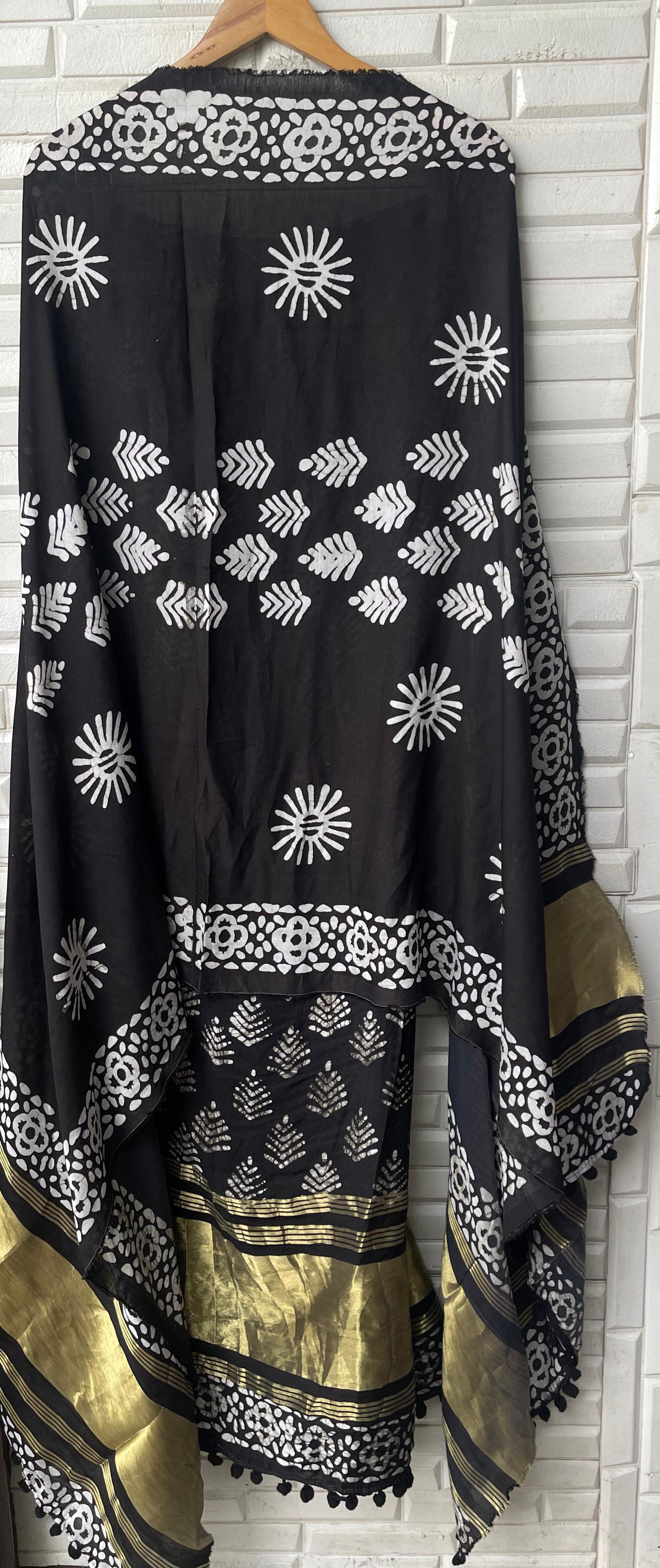 Muslin cotton unstitched ladies suit Rc17656