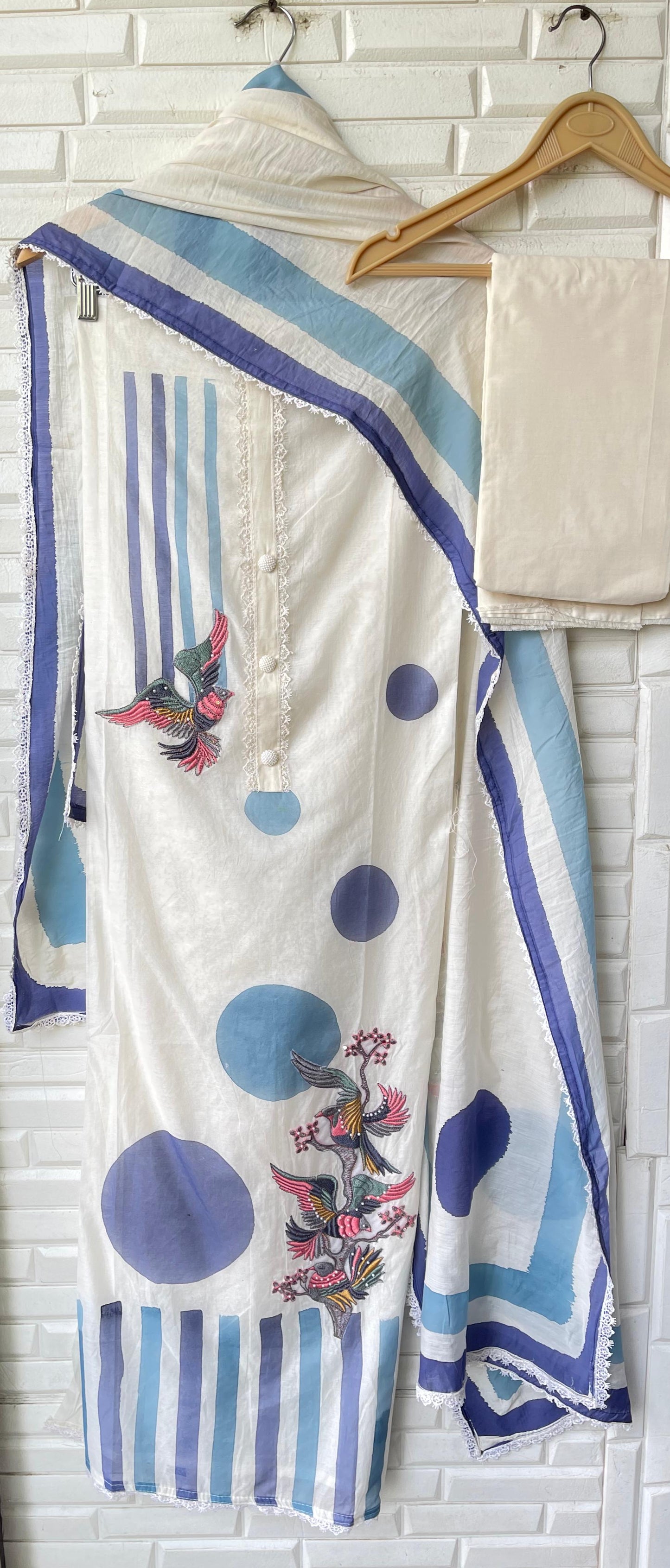 Mul chanderi unstitched ladies suit Rc17325