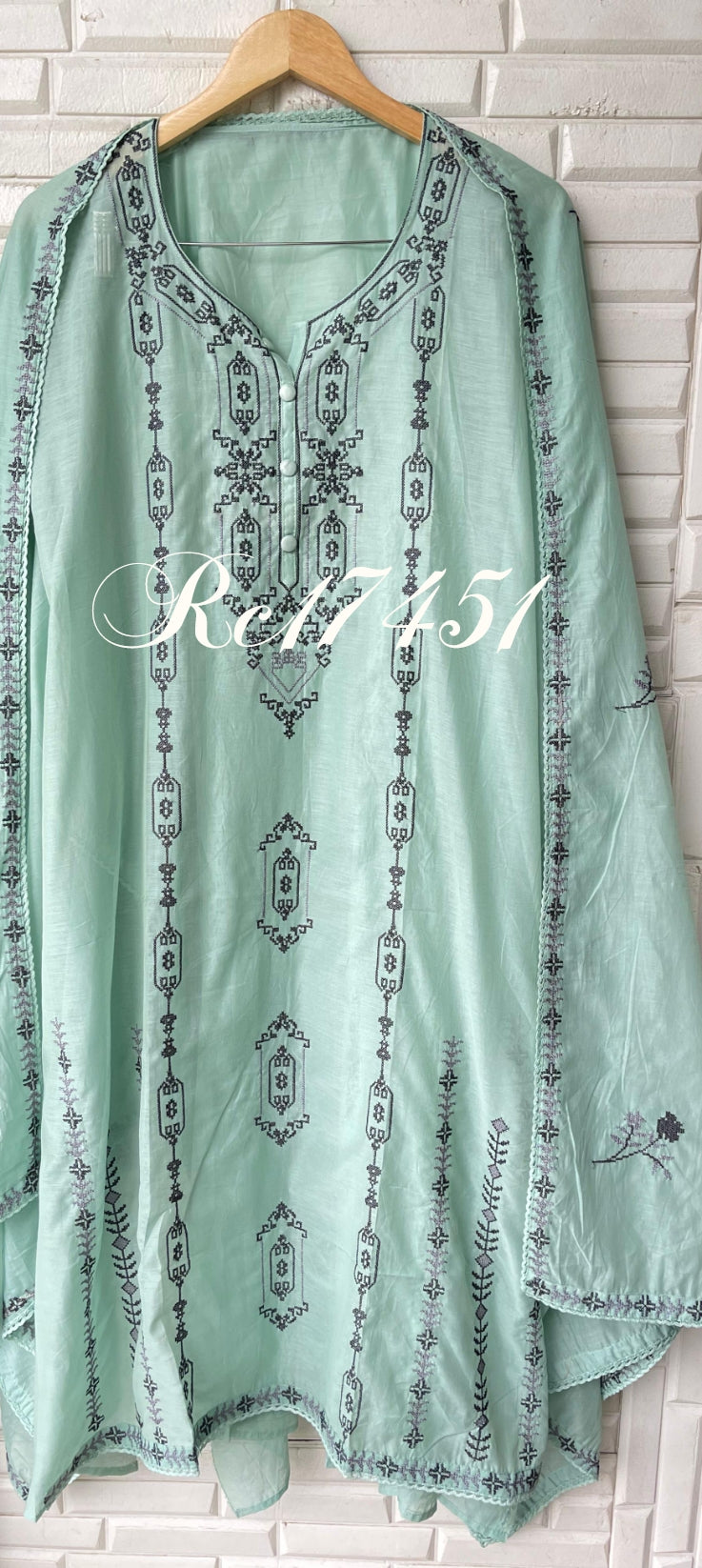 Mul chanderi unstitched ladies suit Rc17451