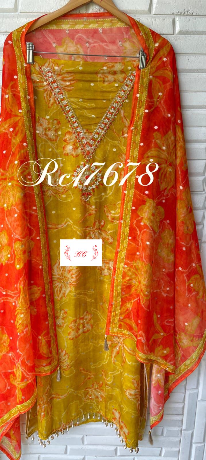 Banarasi organza unstitched ladies suit Rc17678