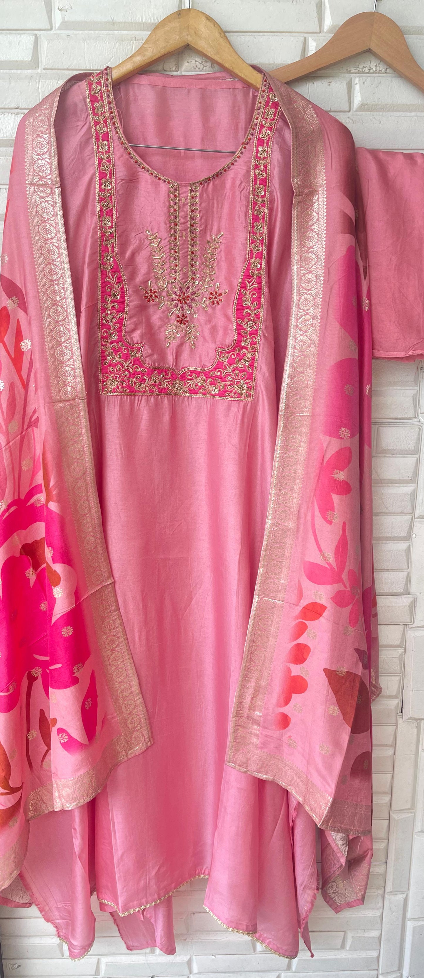 Tassar silk unstitched ladies suit Rc17845