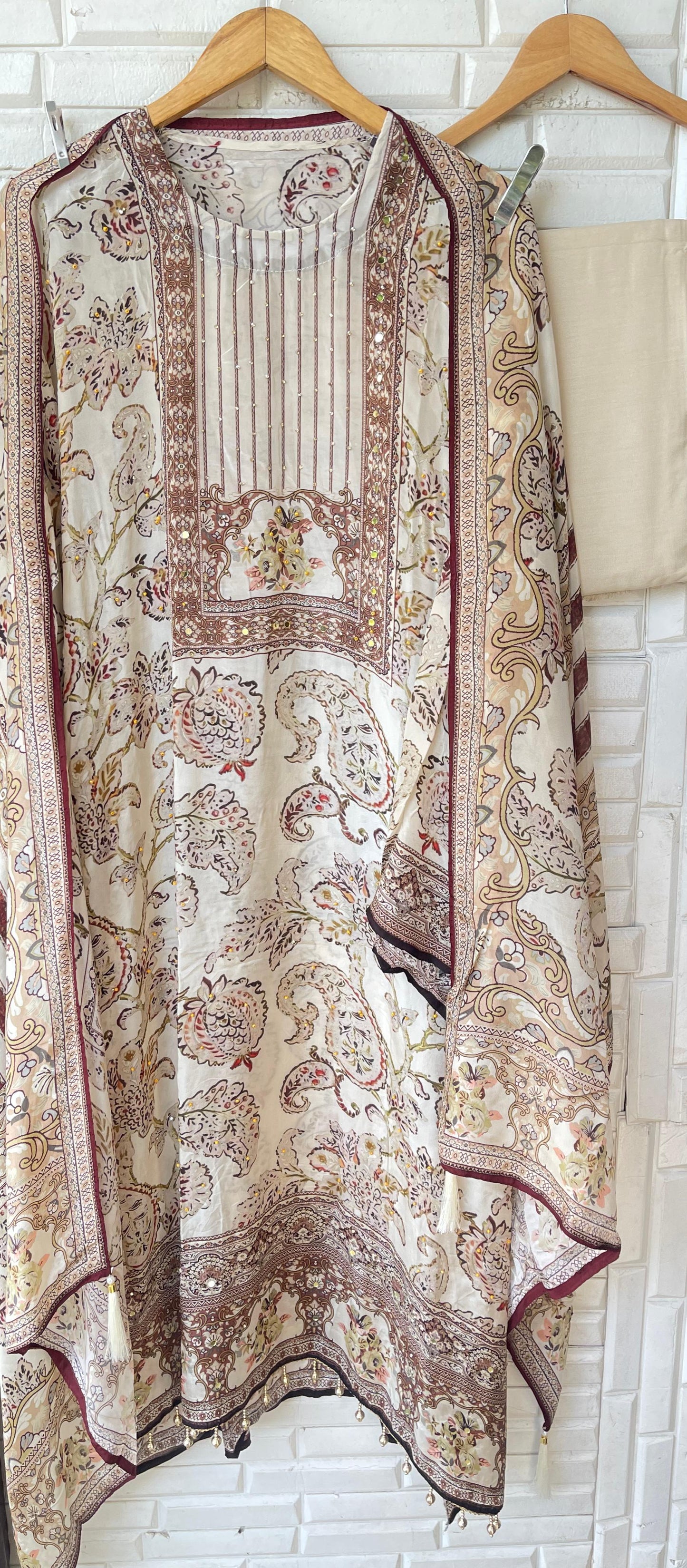 Satin crape unstitched ladies suit Rc17843