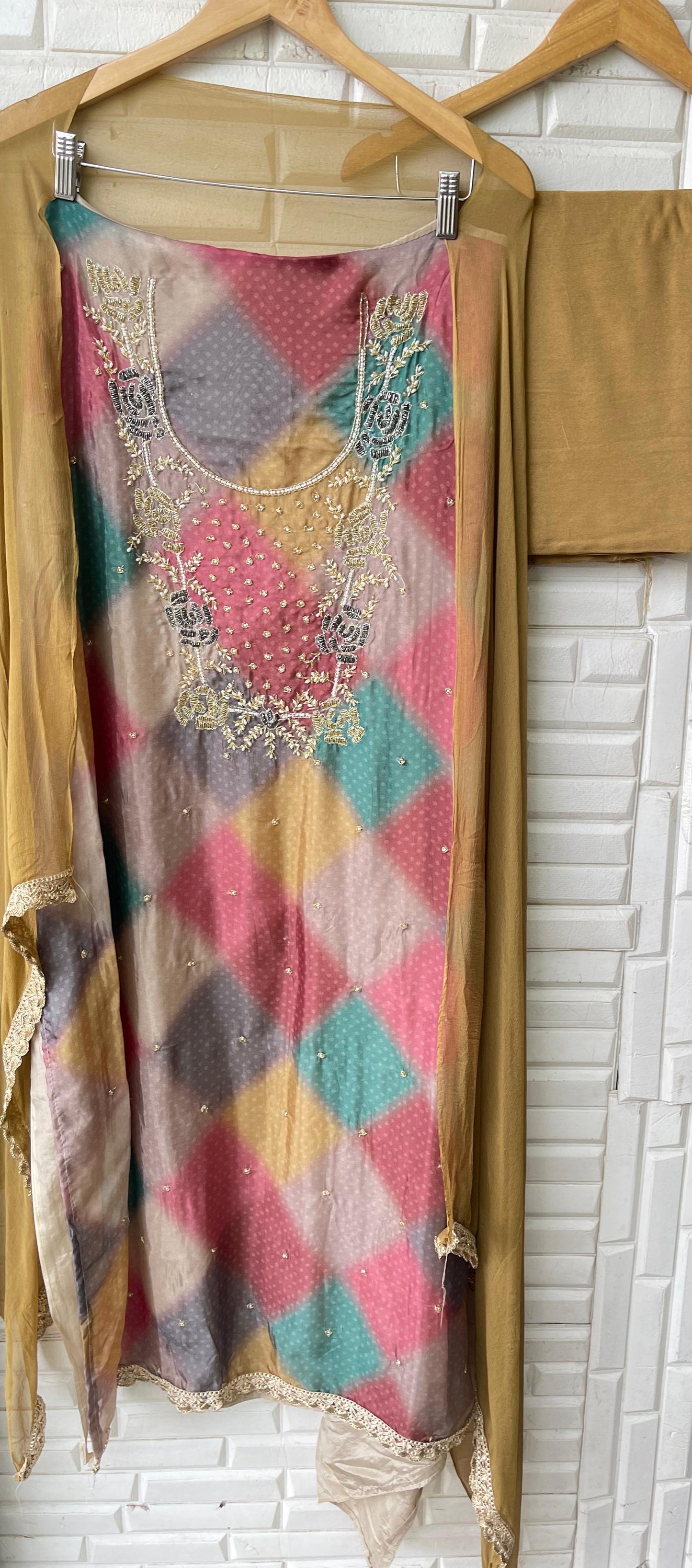 Organza silk unstitched ladies suit Rc17366