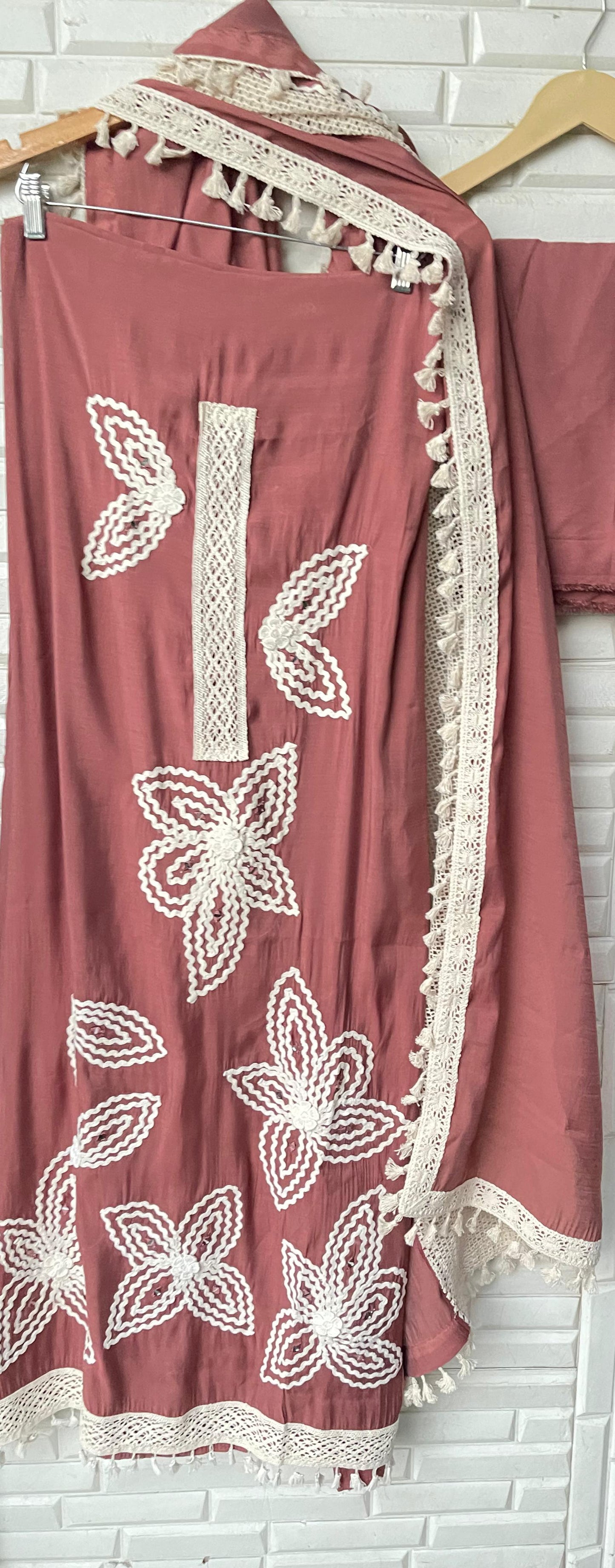 Mul chanderi unstitched ladies suit Rc17460
