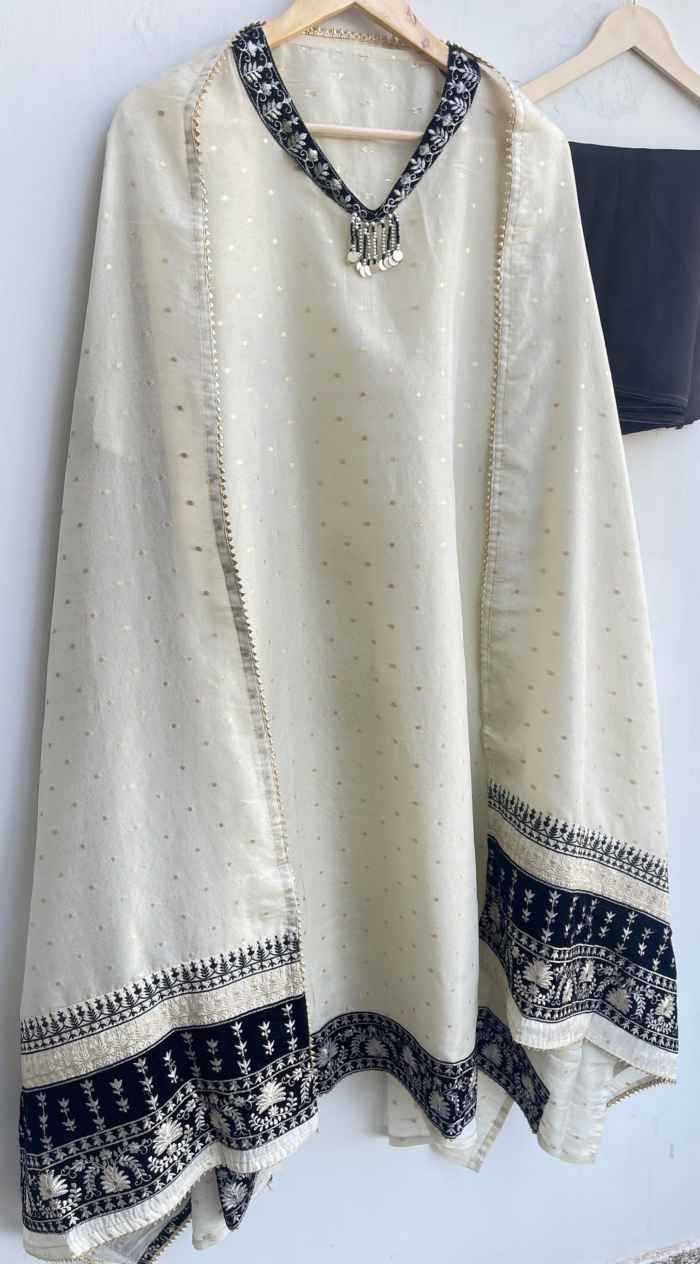 Banarasi shimmer silk unstitched ladies suit Rc17877