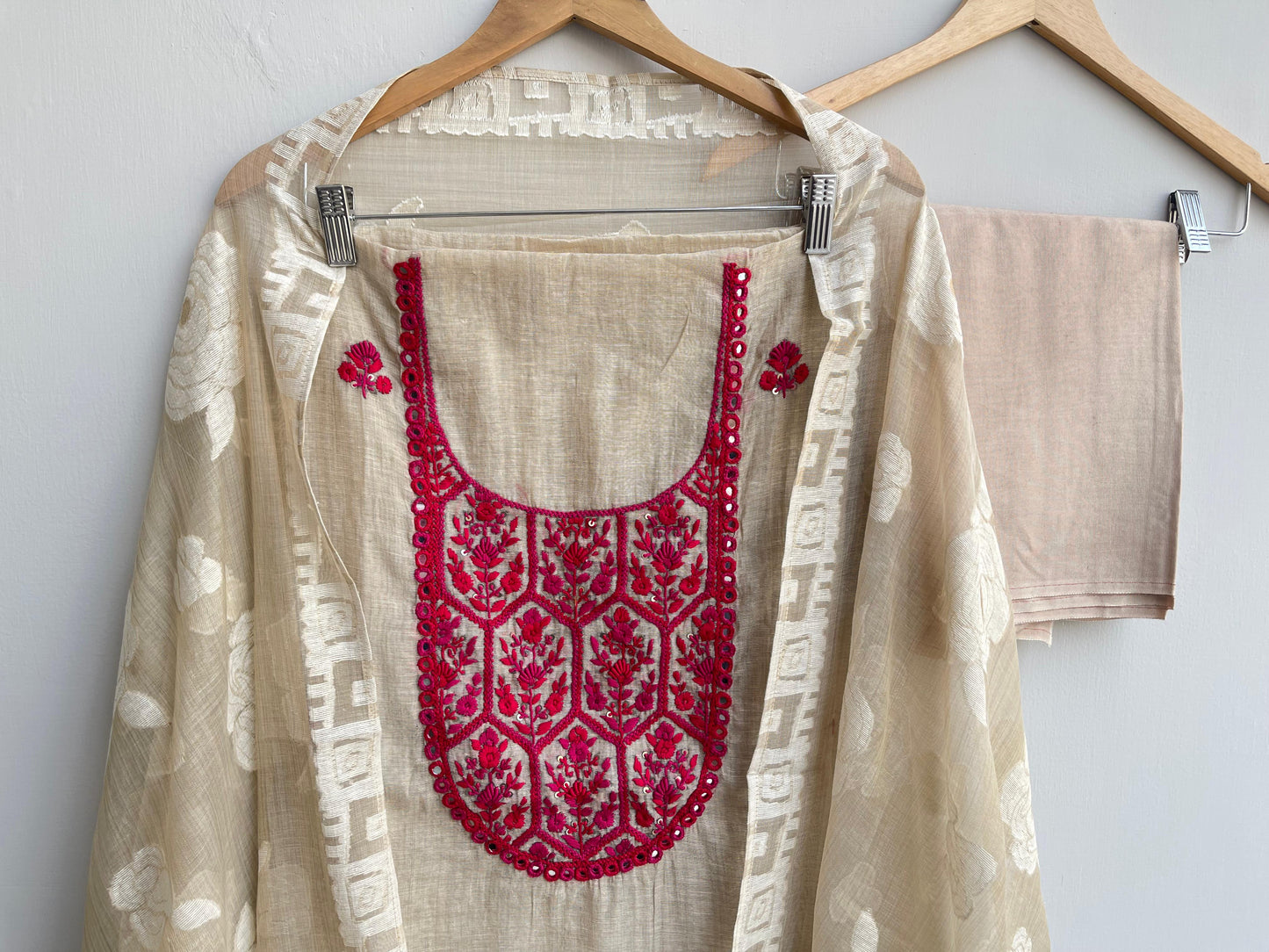 Self khadi mul chanderi unstitched ladies suit Rc17927