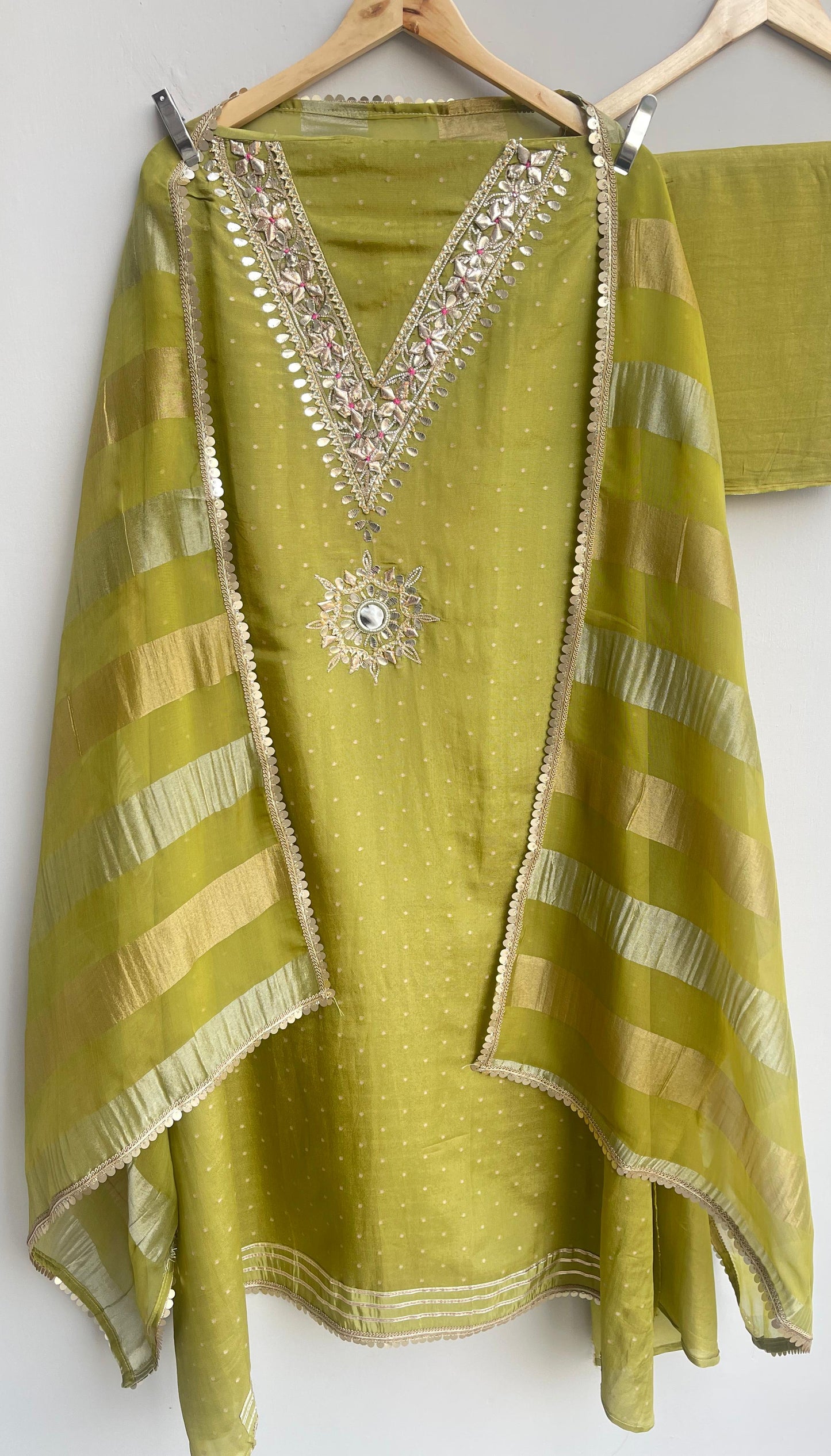 Banarasi shimmer silk unstitched ladies suit Rc17895