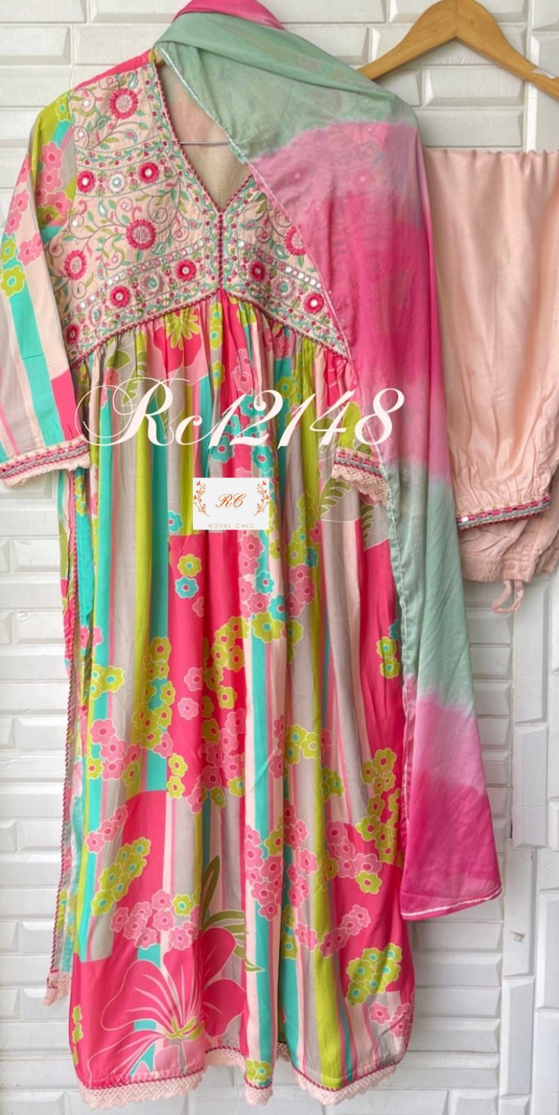 Muslin readymade ladies suit Rc12148