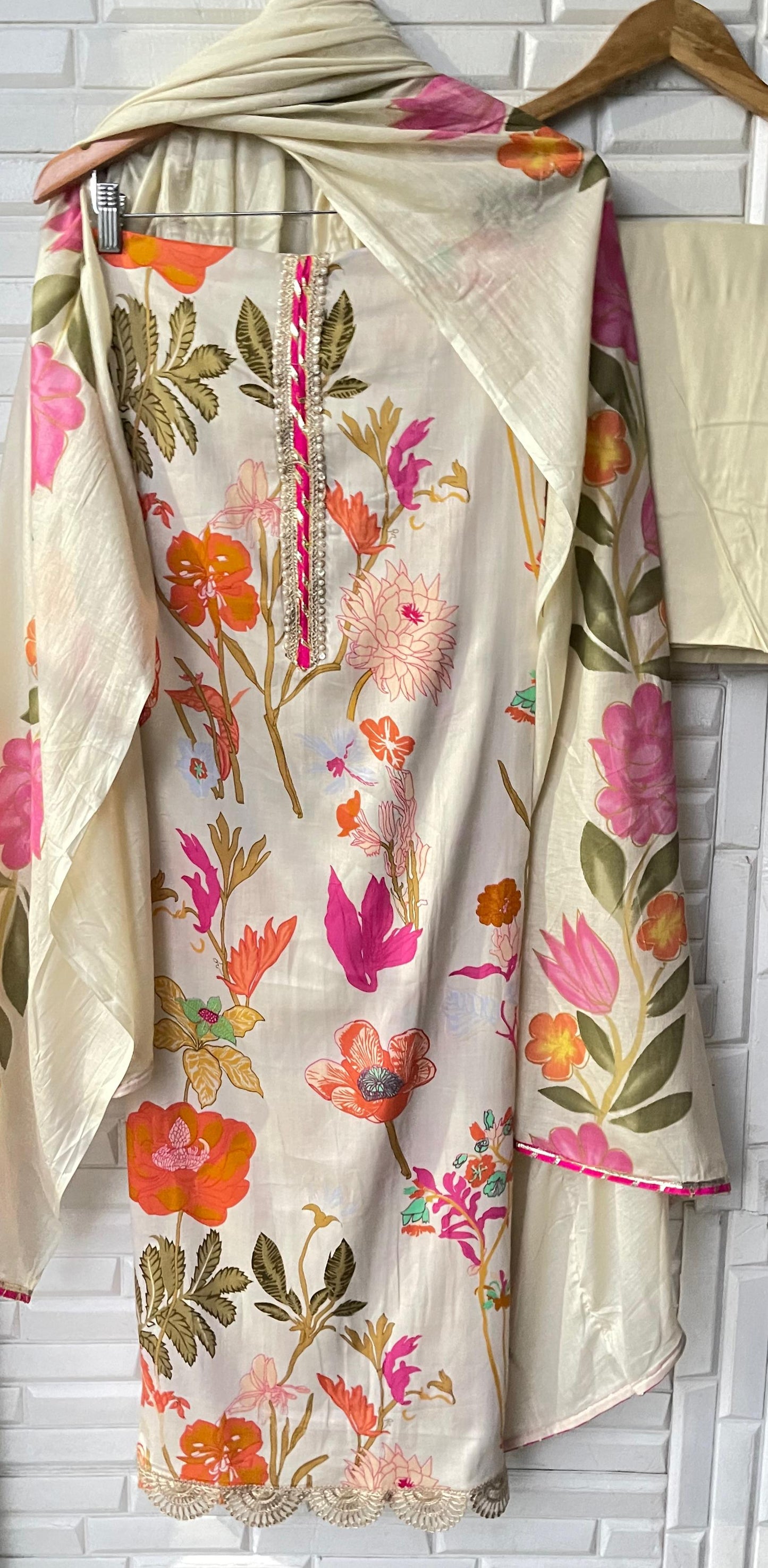 Cotton unstitched ladies suit Rc17443