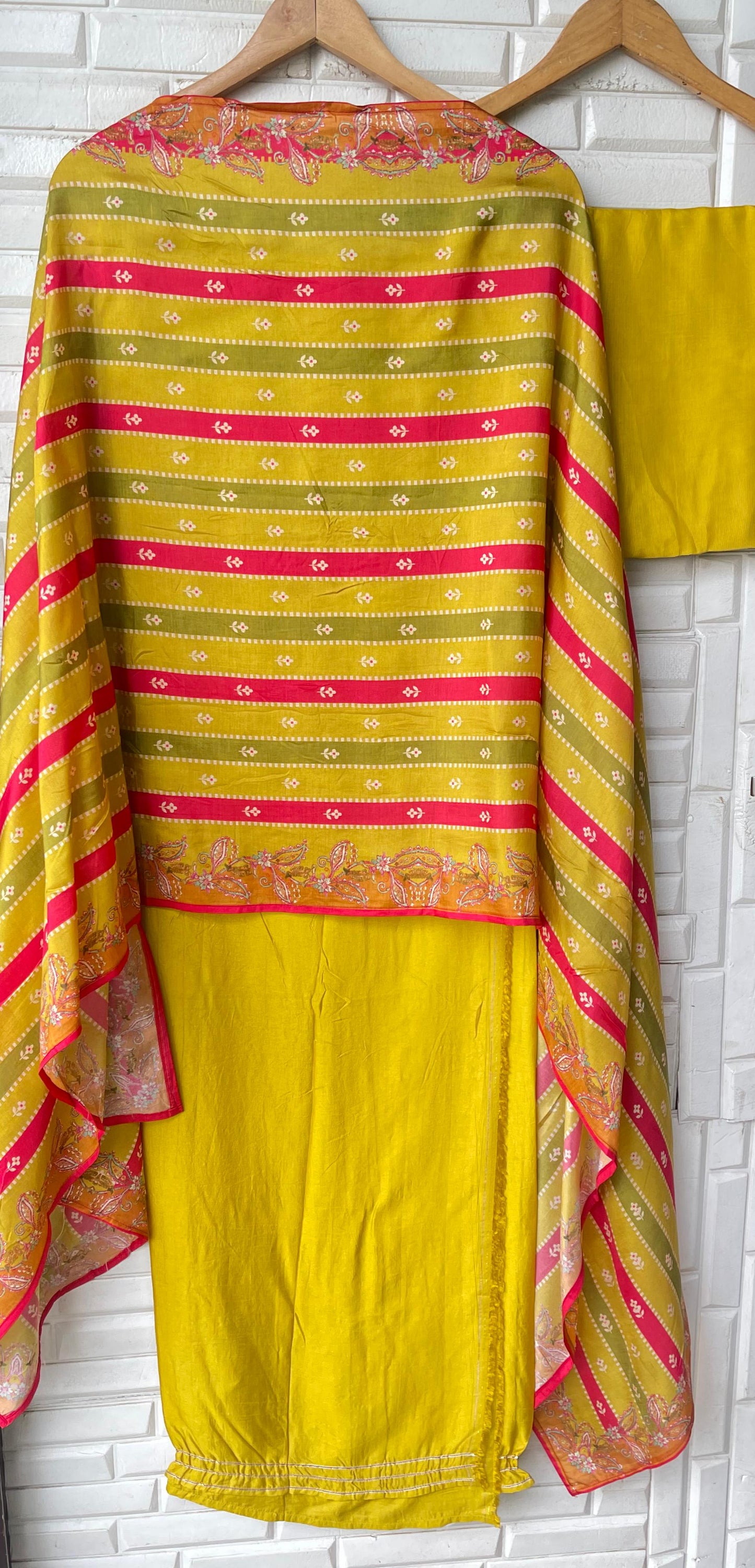 Tassar silk unstitched ladies suit Rc17640