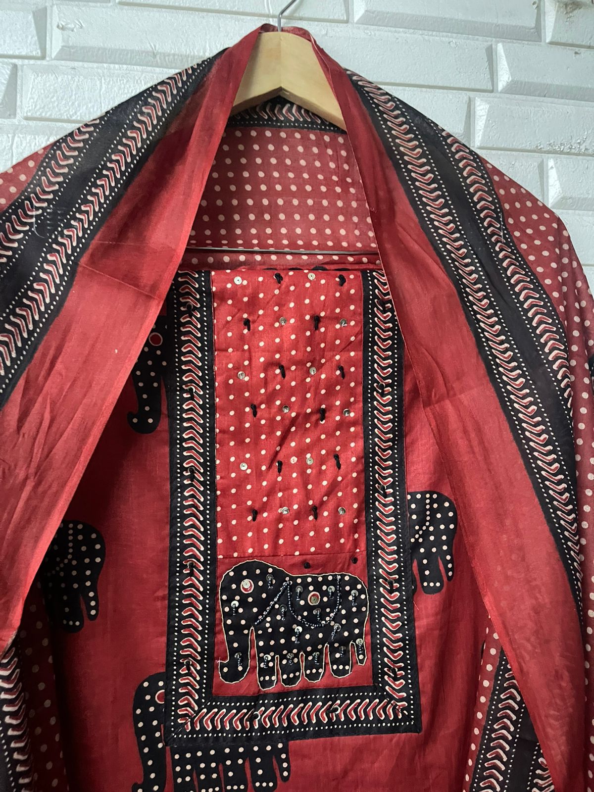 Cotton printed unstitched ladies suit Rc17618 (b)