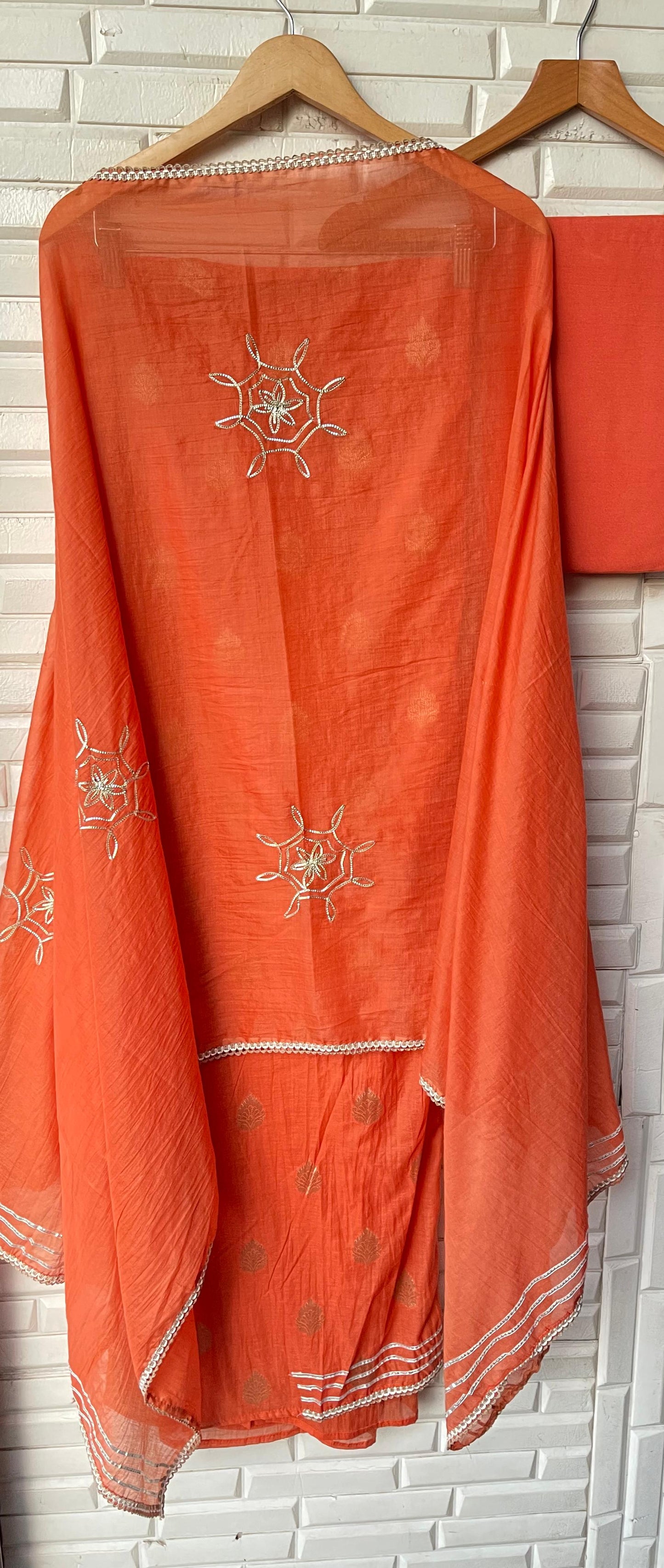 Mul chanderi semi stitched ladies suit Rc17537 (b)
