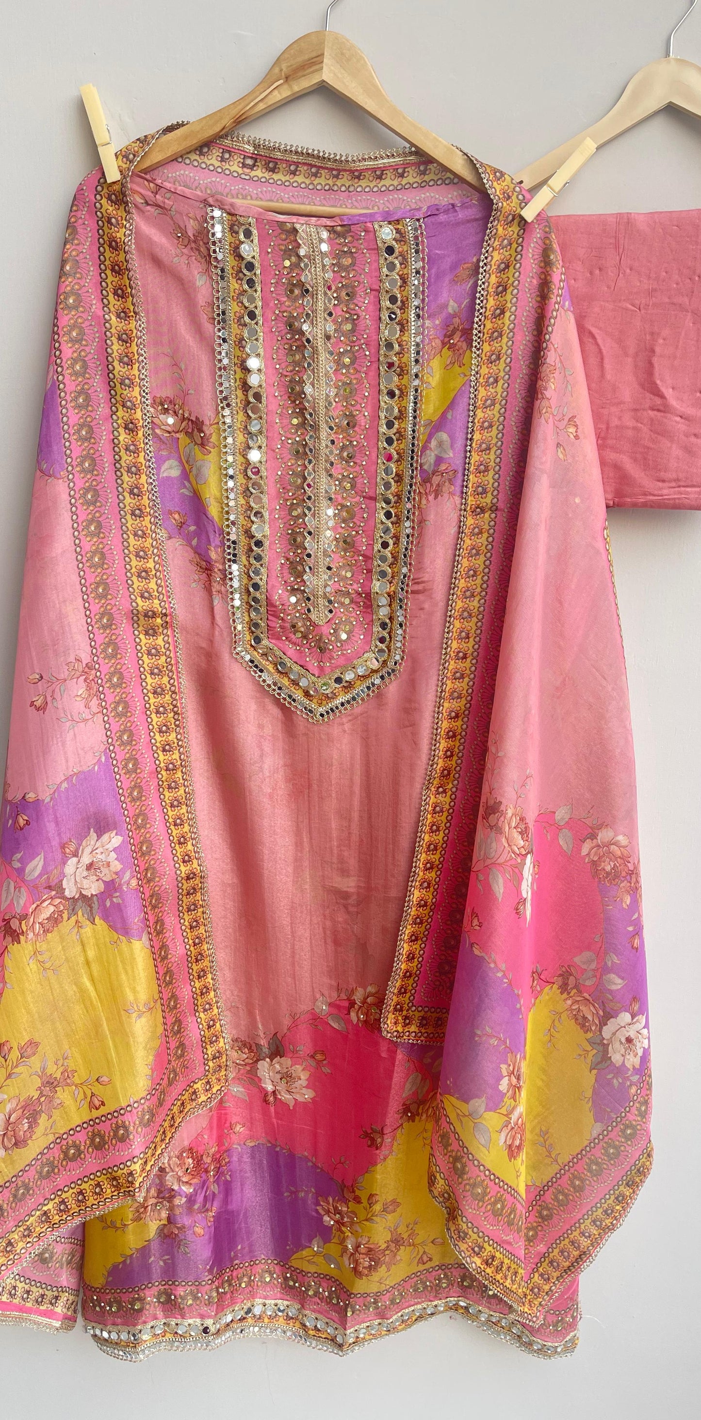 Shimmer silk unstitched ladies suit Rc17899