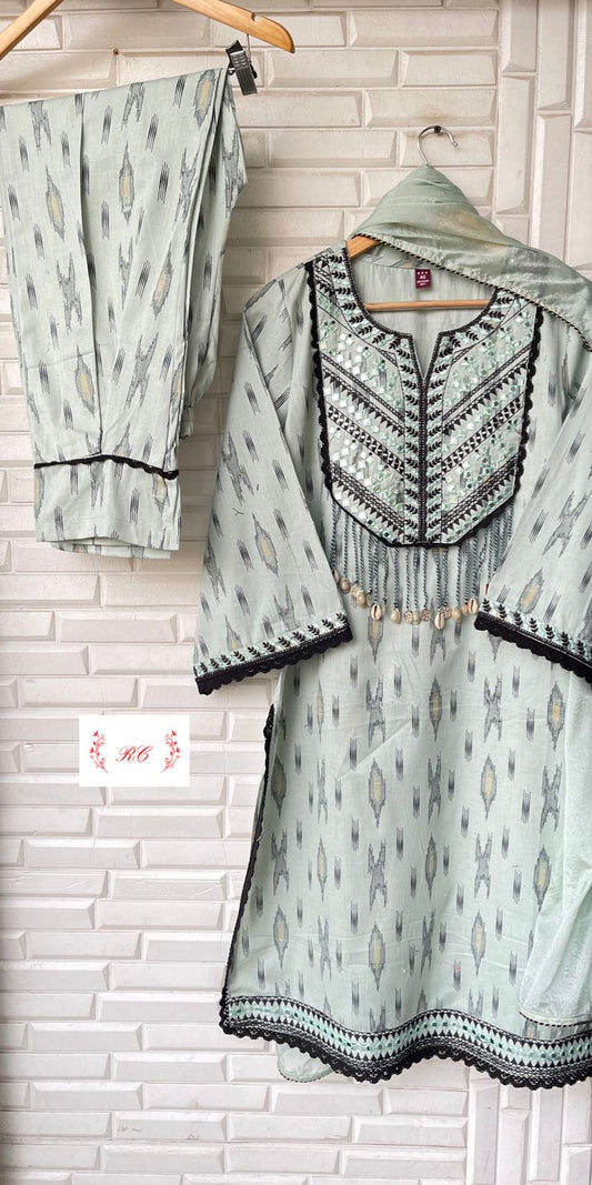 Linen ready made ladies suit Rc13710