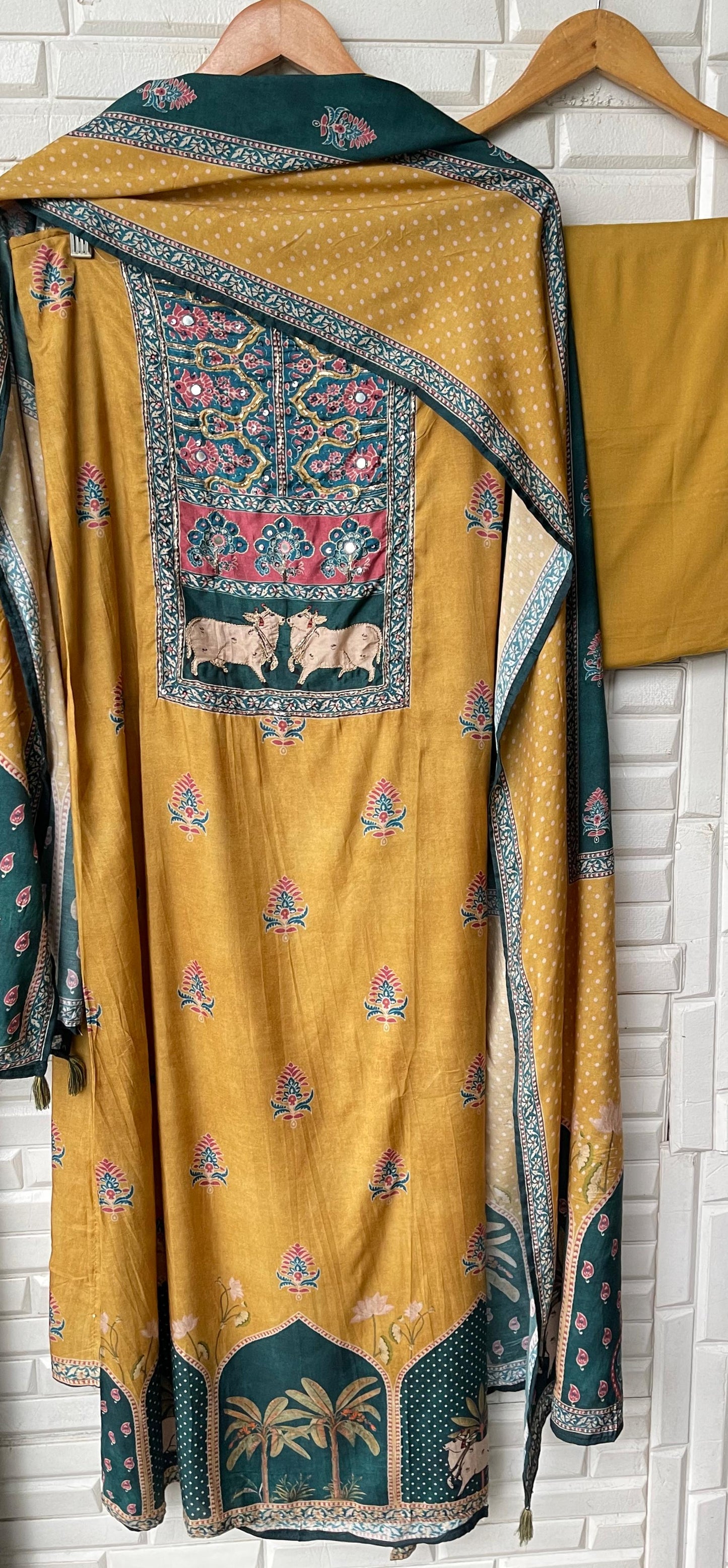 Muslin unstitched ladies suit Rc17551