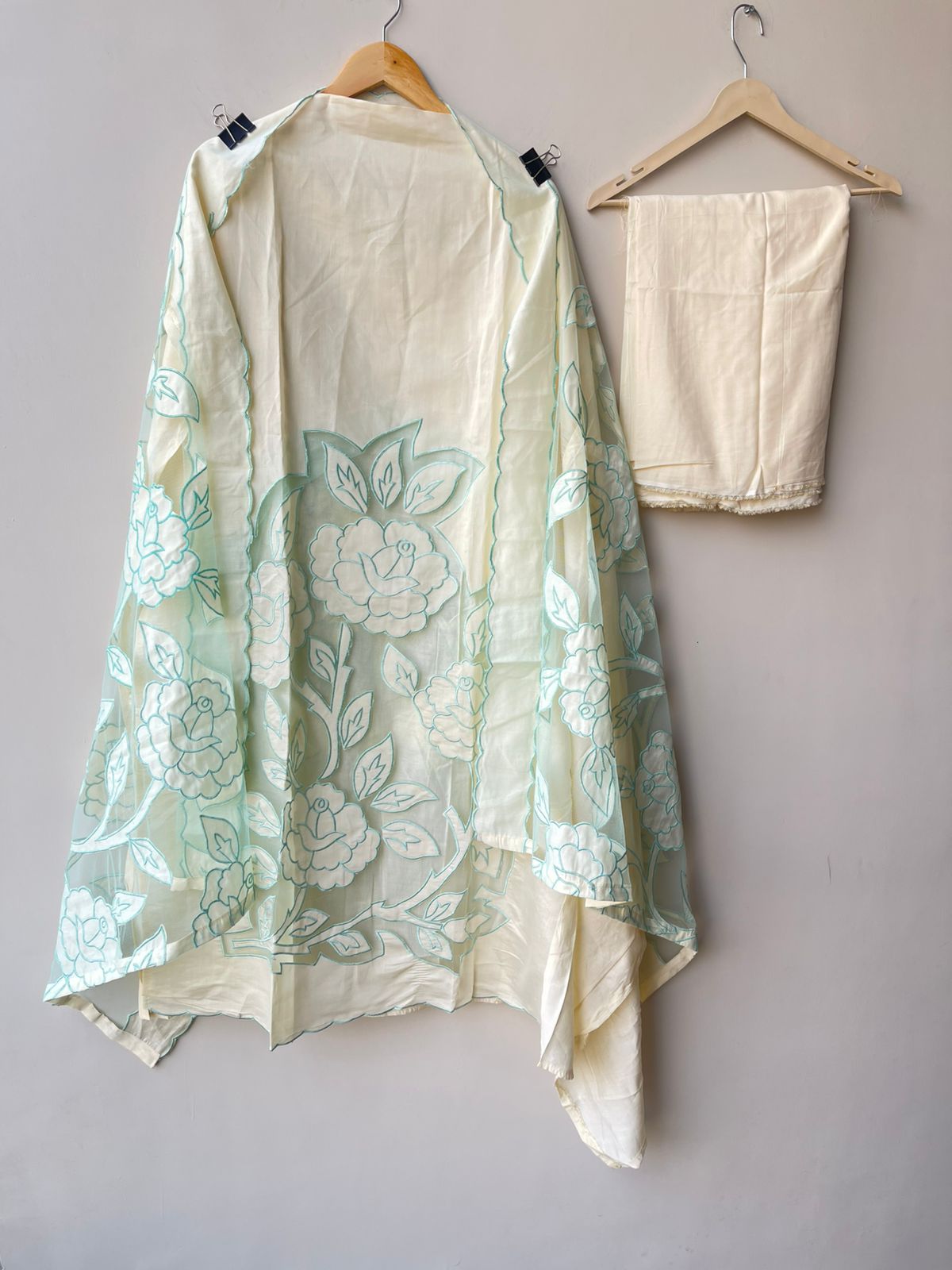 Cotton chanderi unstitched ladies suit Rc18910