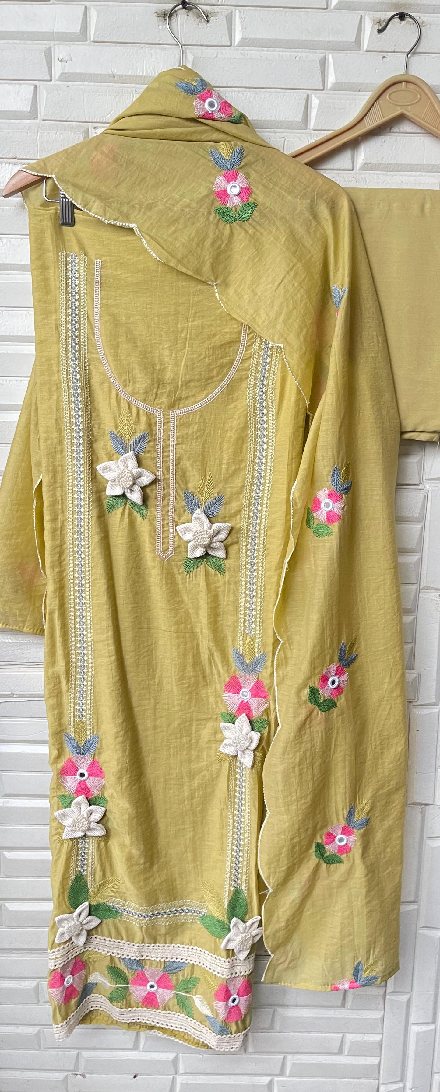 Mul chanderi unstitched ladies suit Rc17466 (a)