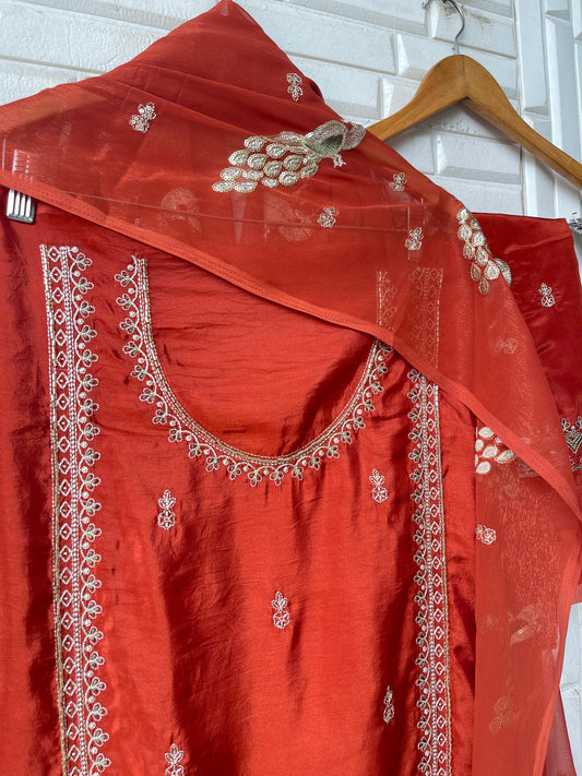 Silk fabric unstitched ladies suit Rc17660