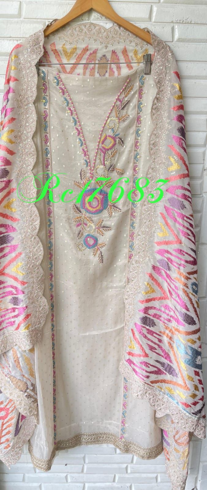 Banarasi shimmer organza unstitched ladies suit Rc17683