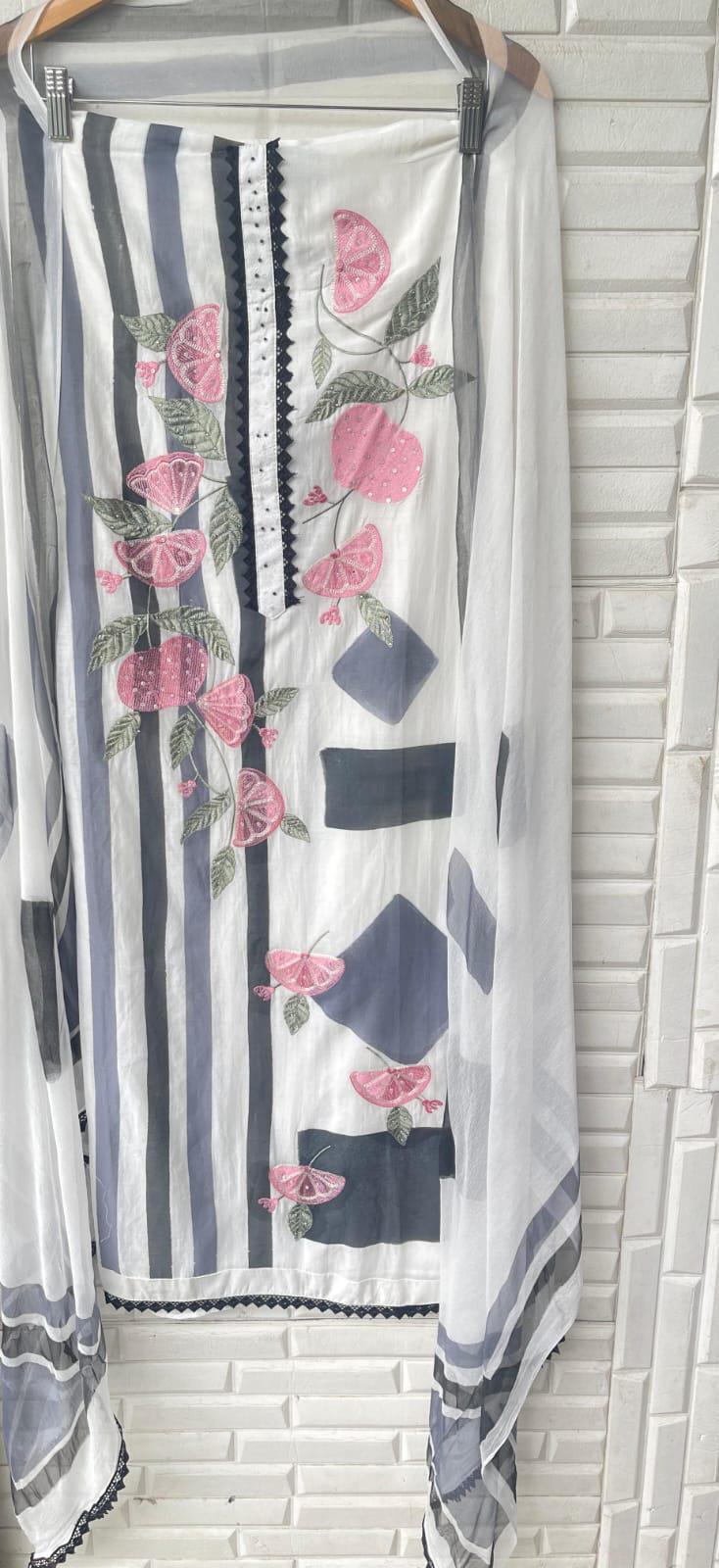 Mul Chanderi Printed Unstitched Ladies Suit Rc17243