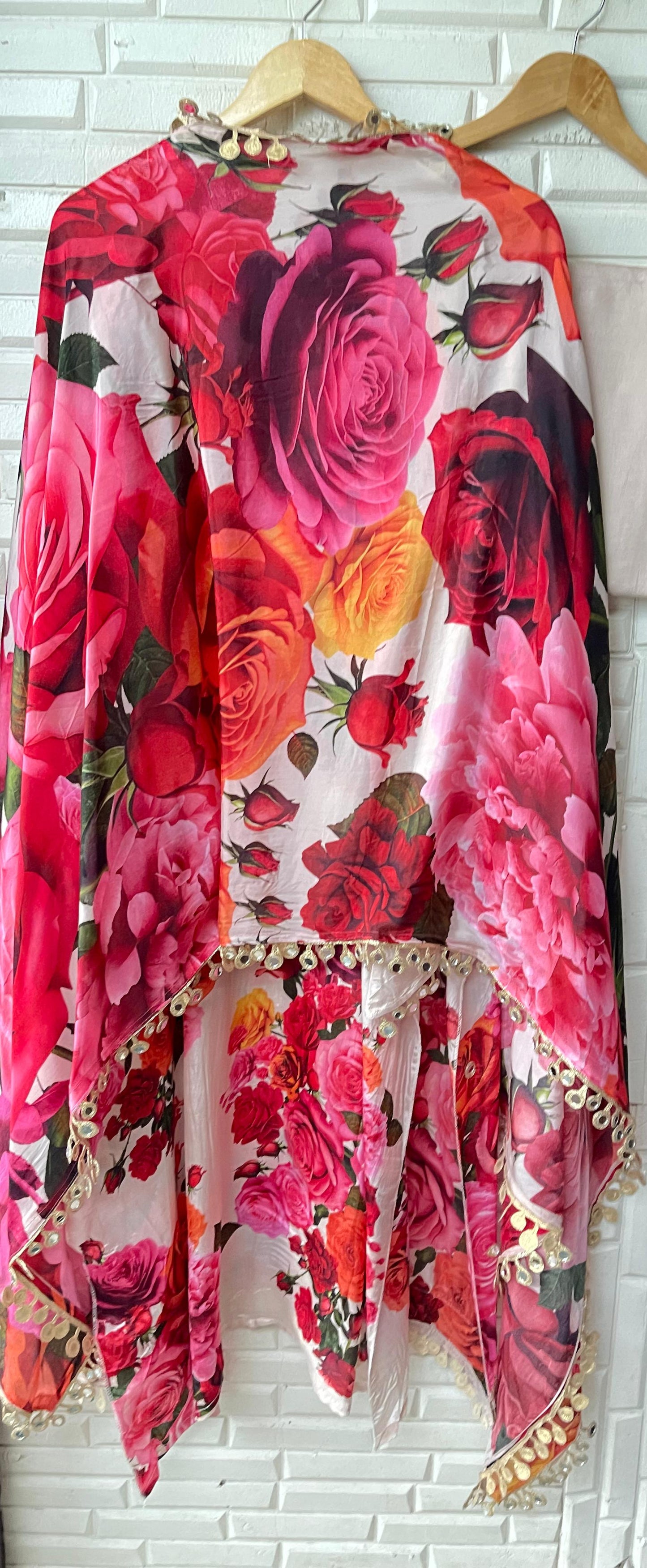 Crepe silk unstitched ladies suit Rc17612