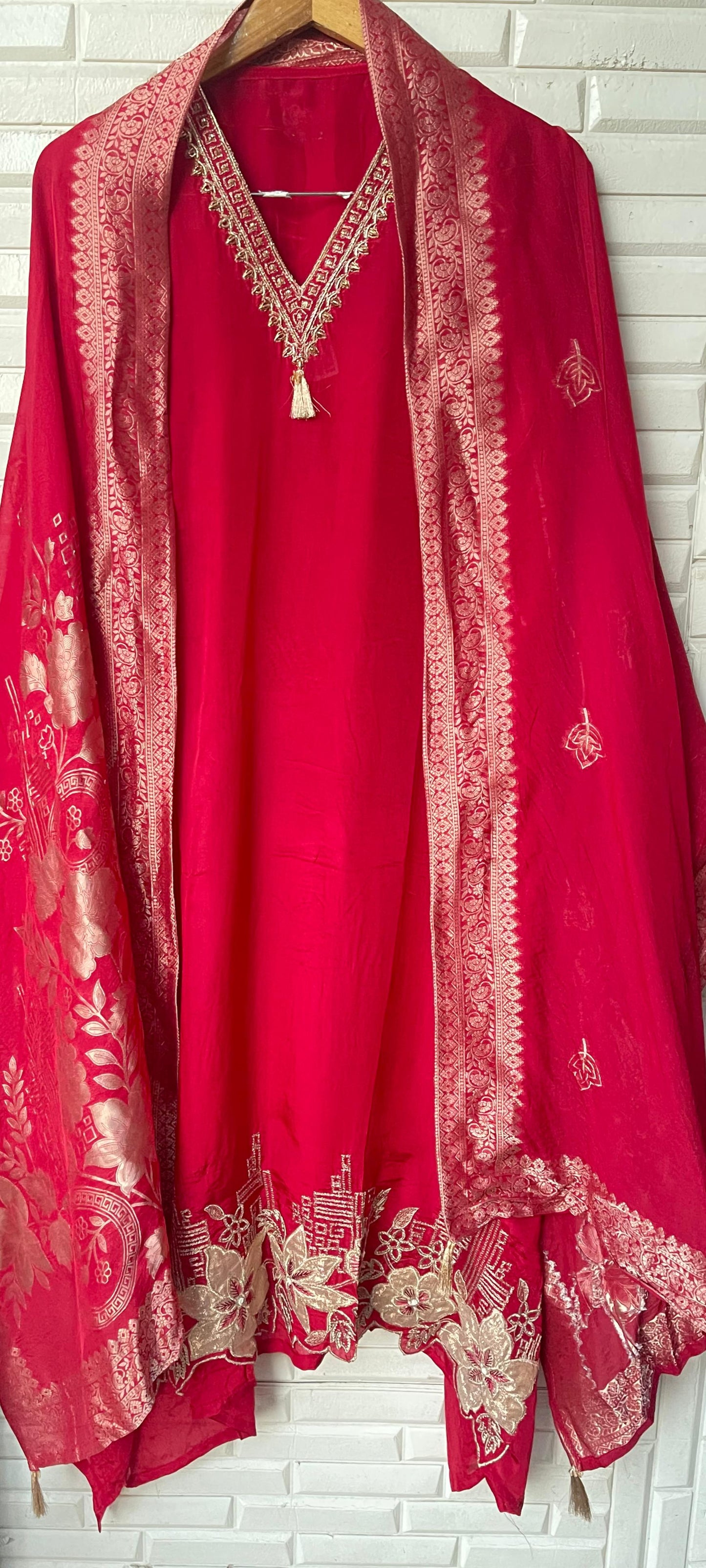 Silk fabric unstitched ladies suit Rc17833 (a)