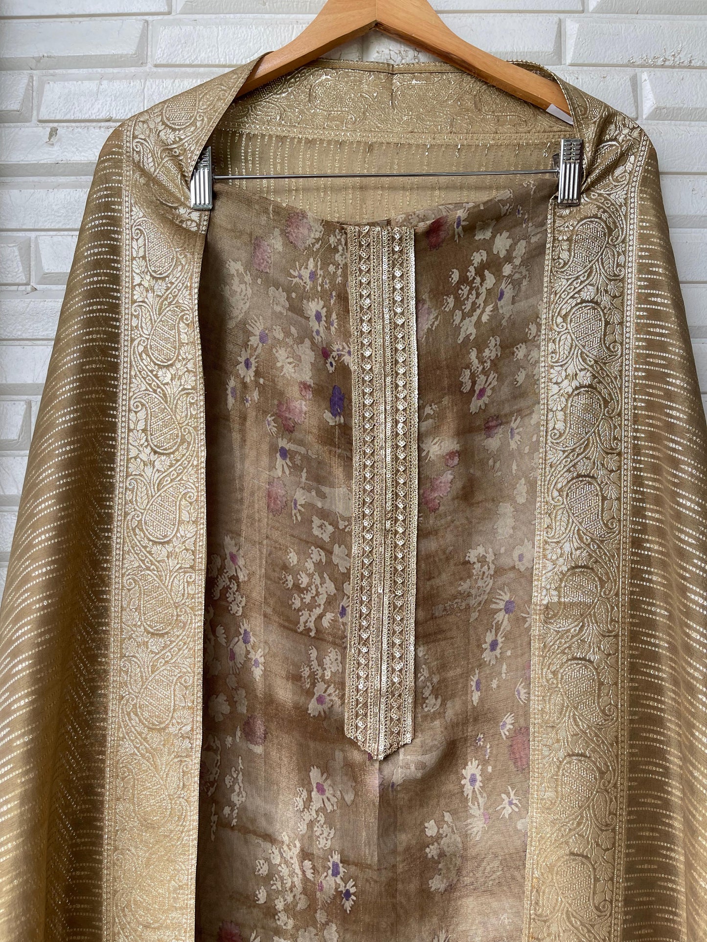 Banarasi shimmer silk unstitched ladies suit Rc17666 (a)