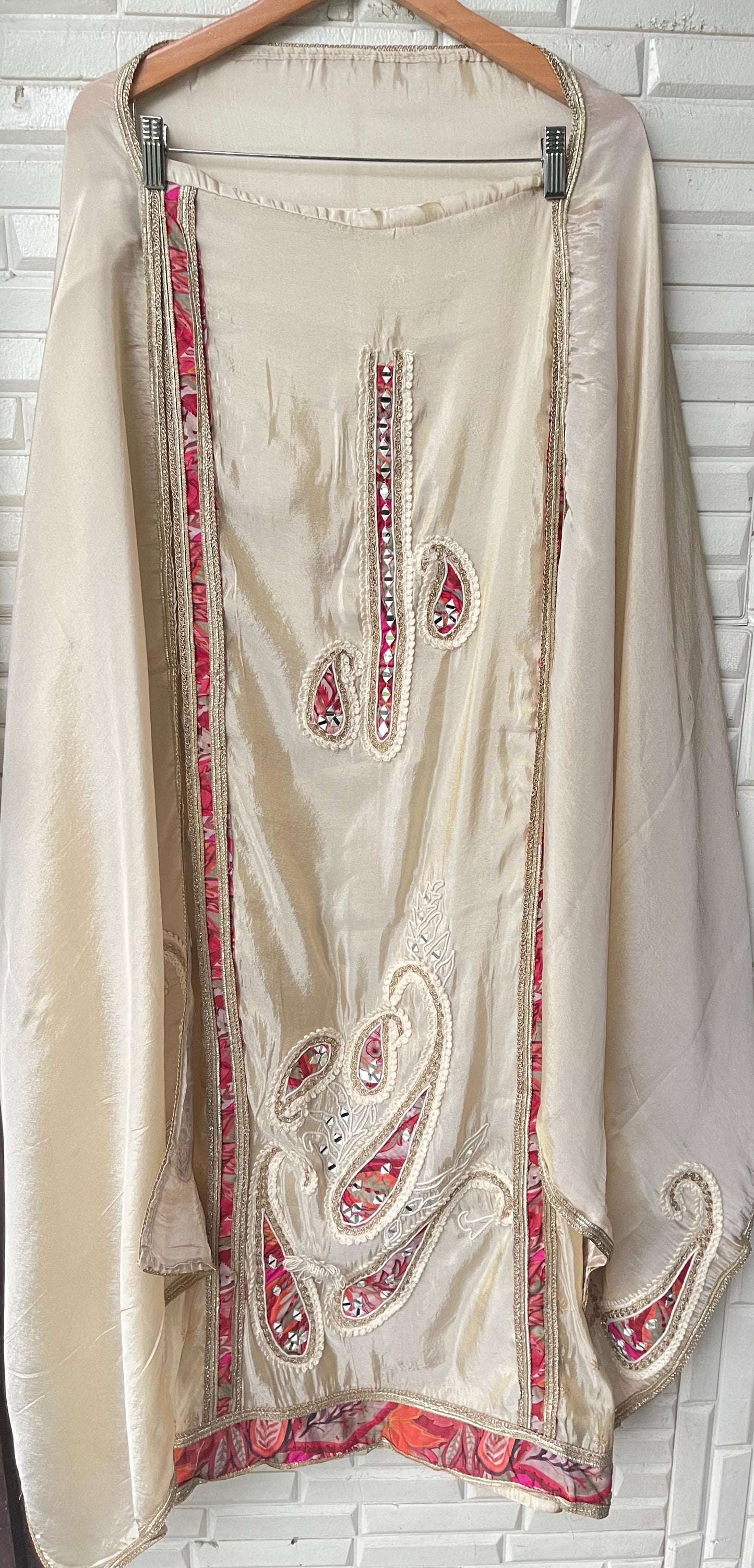 Banarasi shimmer silk unstitched ladies suit Rc17671(a)
