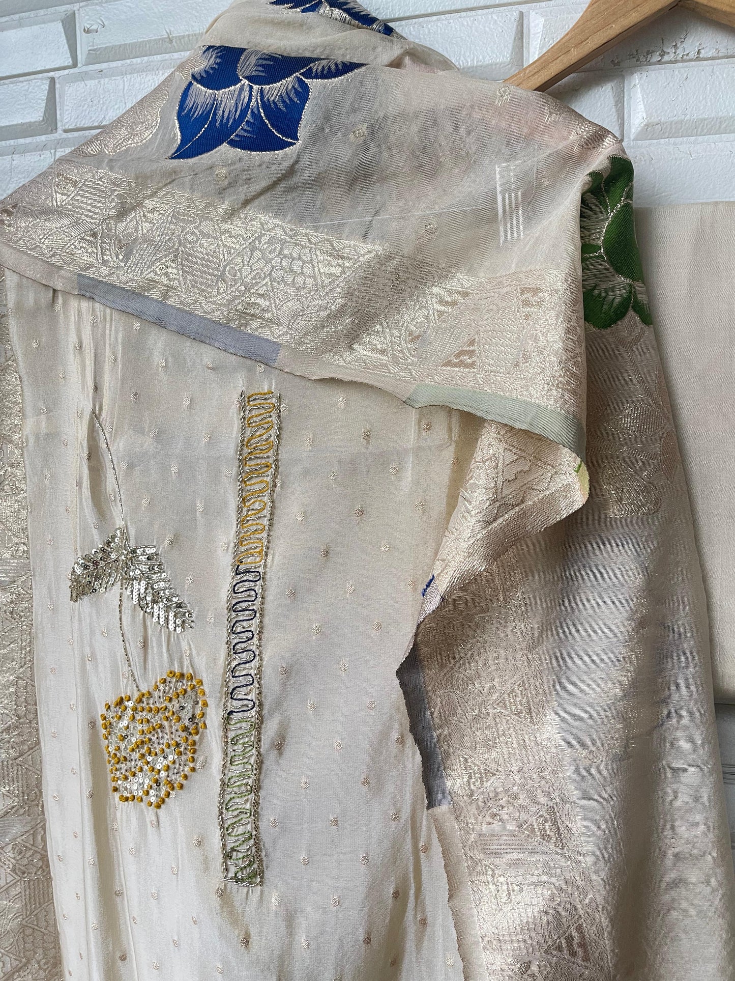 Banarasi shimmer silk unstitched ladies suit Rc17671