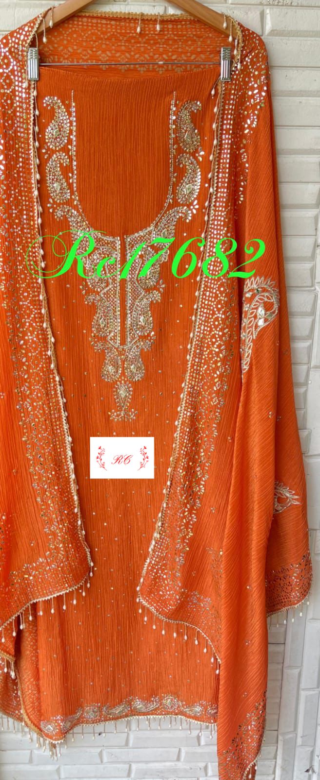 Crushed shimmer tissue unstitched ladies suit Rc17682