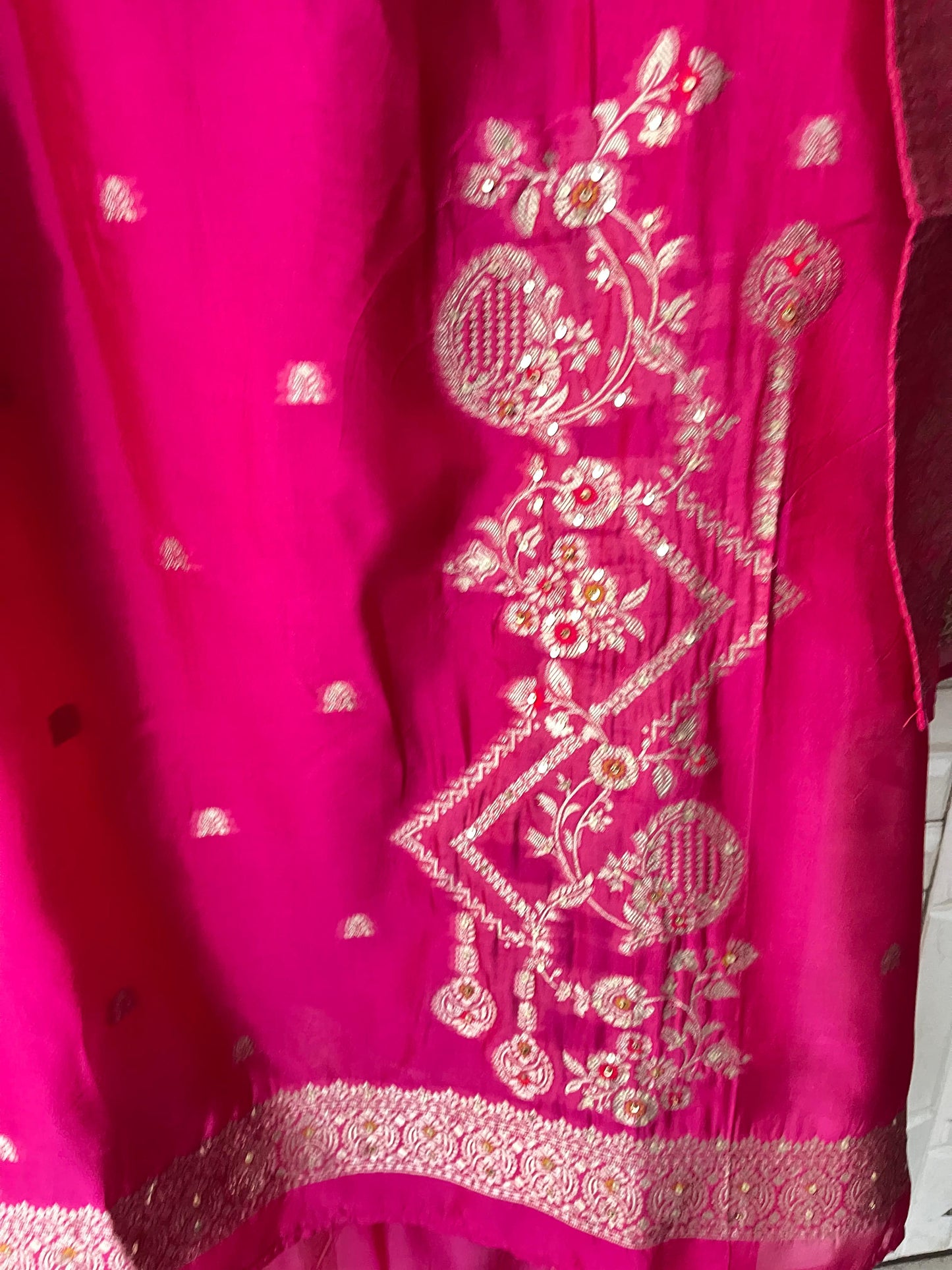Banarasi pure silk unstitched ladies suit Rc17617