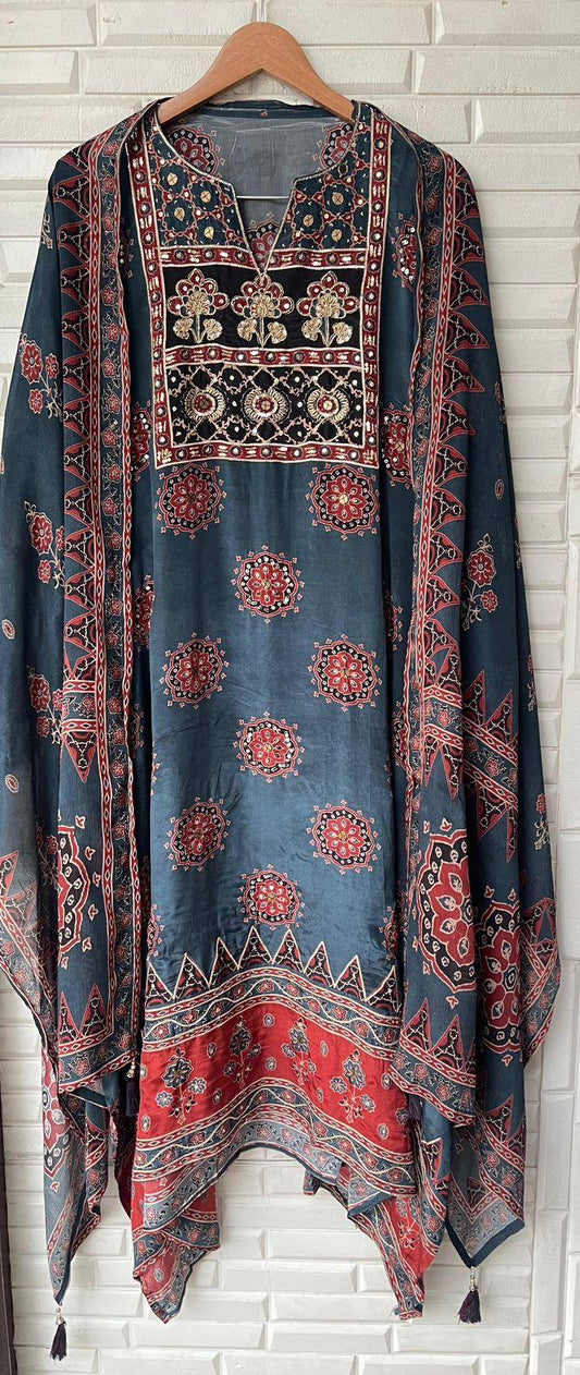 Crepe unstitched ladies suit Rc15644