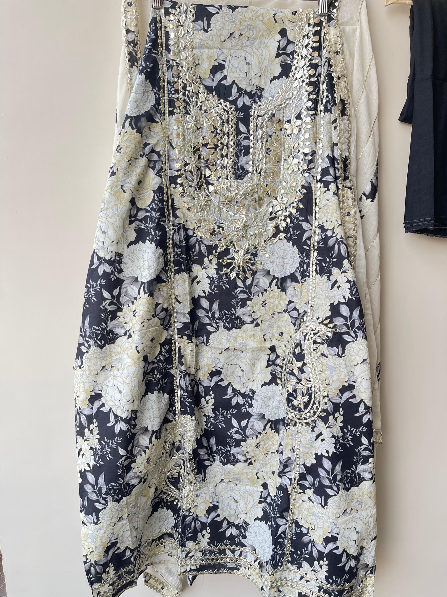 Mul Cotton Printed Unstitched Ladies Suit RC-18617 β view 8