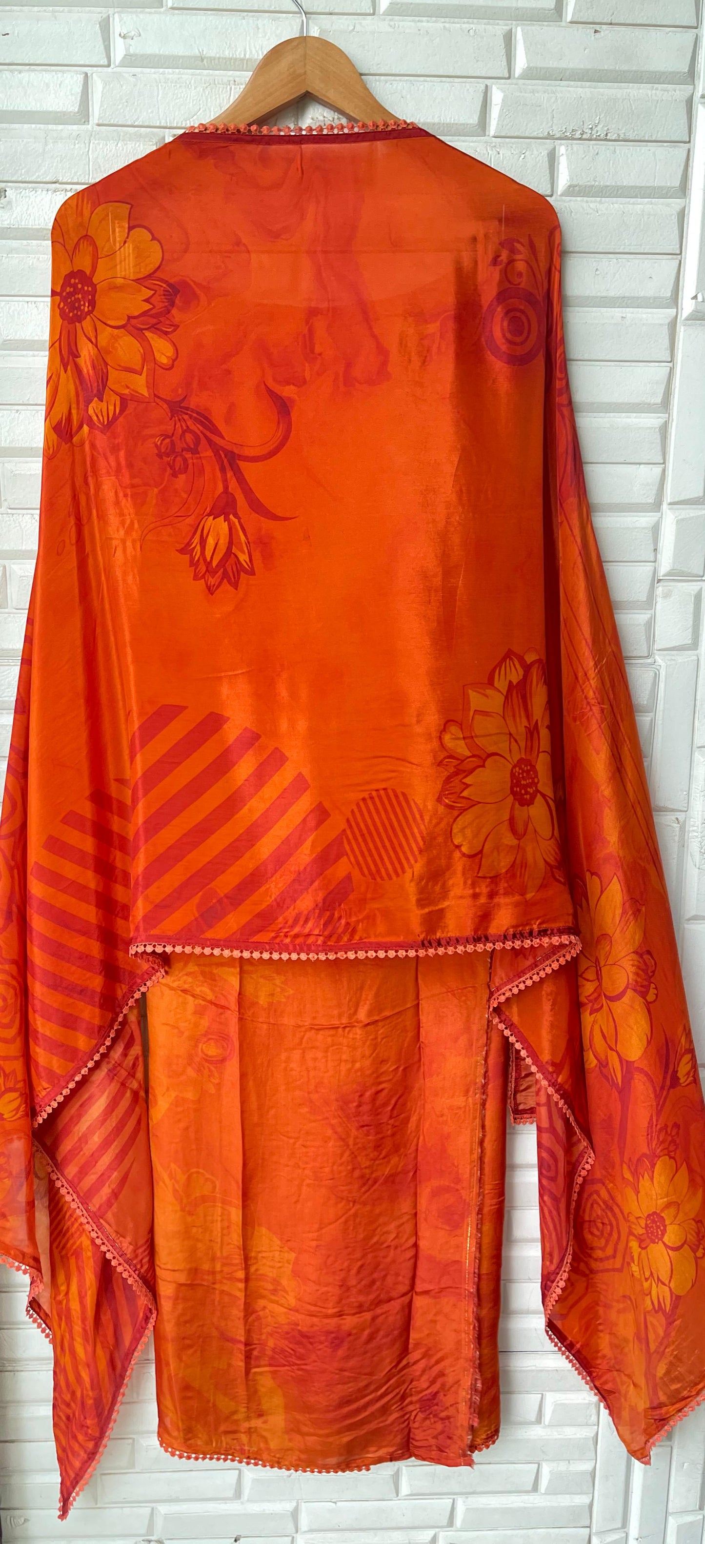 Crape satin unstitched ladies suit Rc17712 (b)