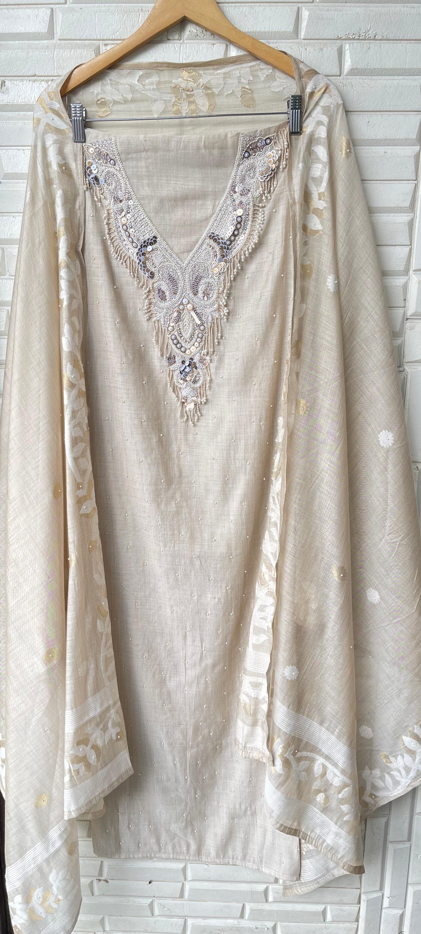 Mul chanderi unstitched ladies suit Rc17572