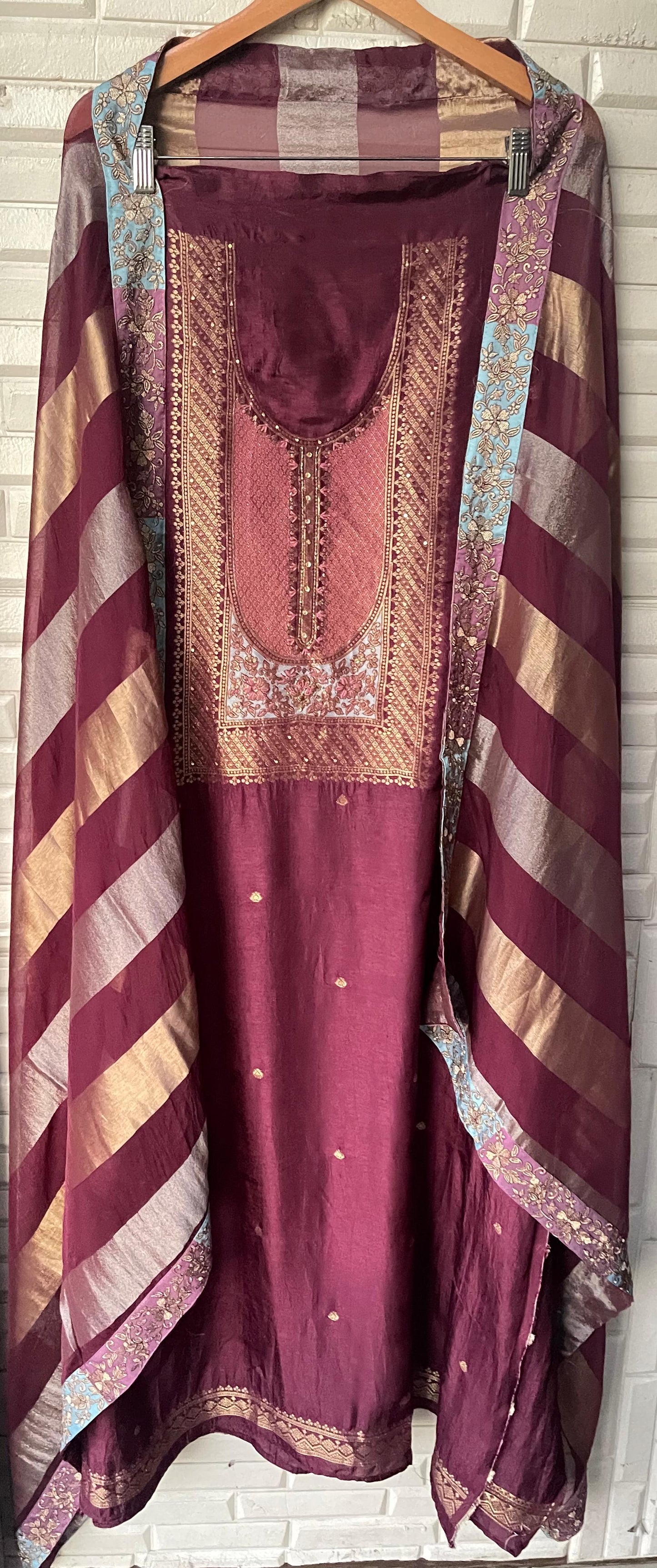 Banarasi tassar silk unstitched ladies suit Rc17722 (b)