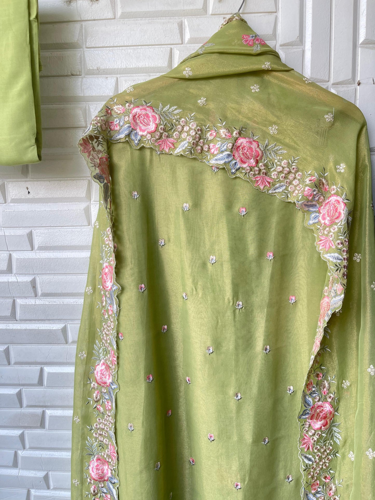 Shimmer organza unstitched ladies suit Rc15332