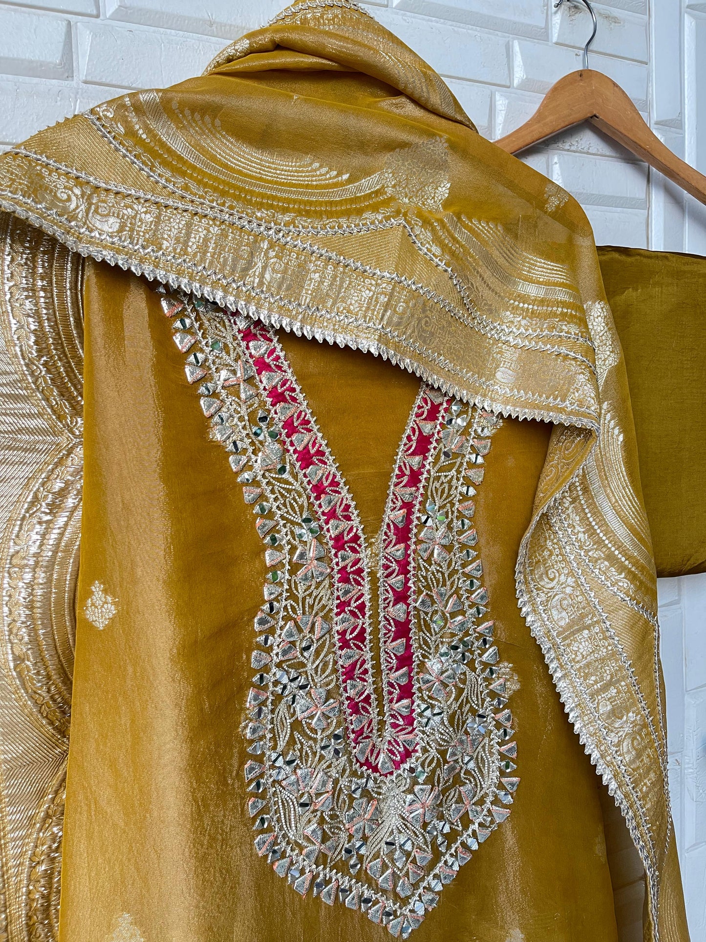 Banarasi shimmer silk unstitched ladies suit Rc17694