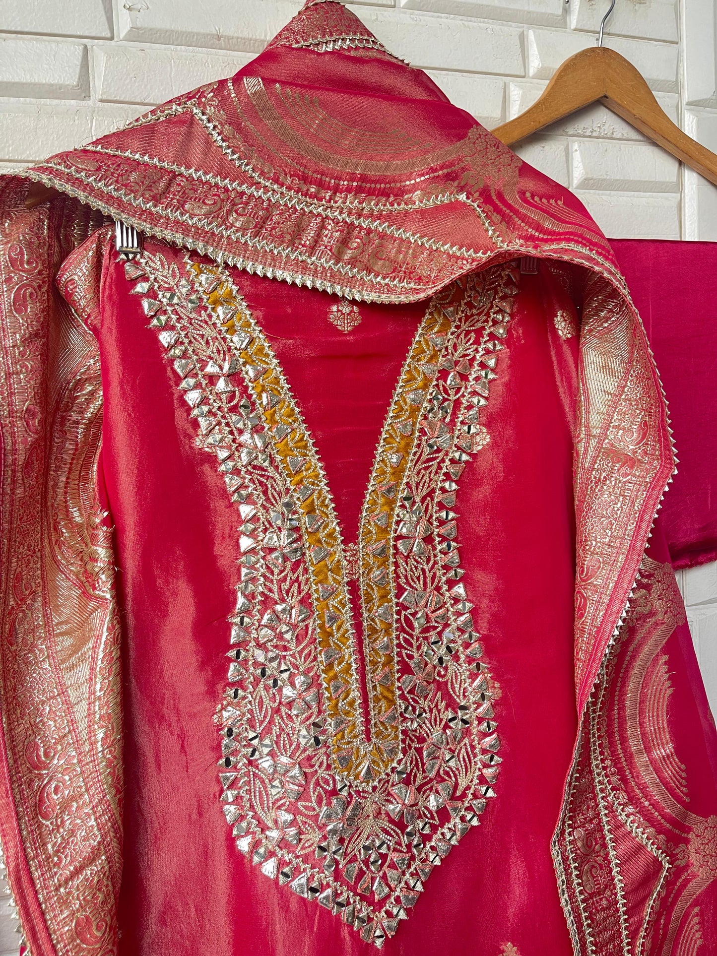 Banarasi shimmer silk unstitched ladies Rc17704