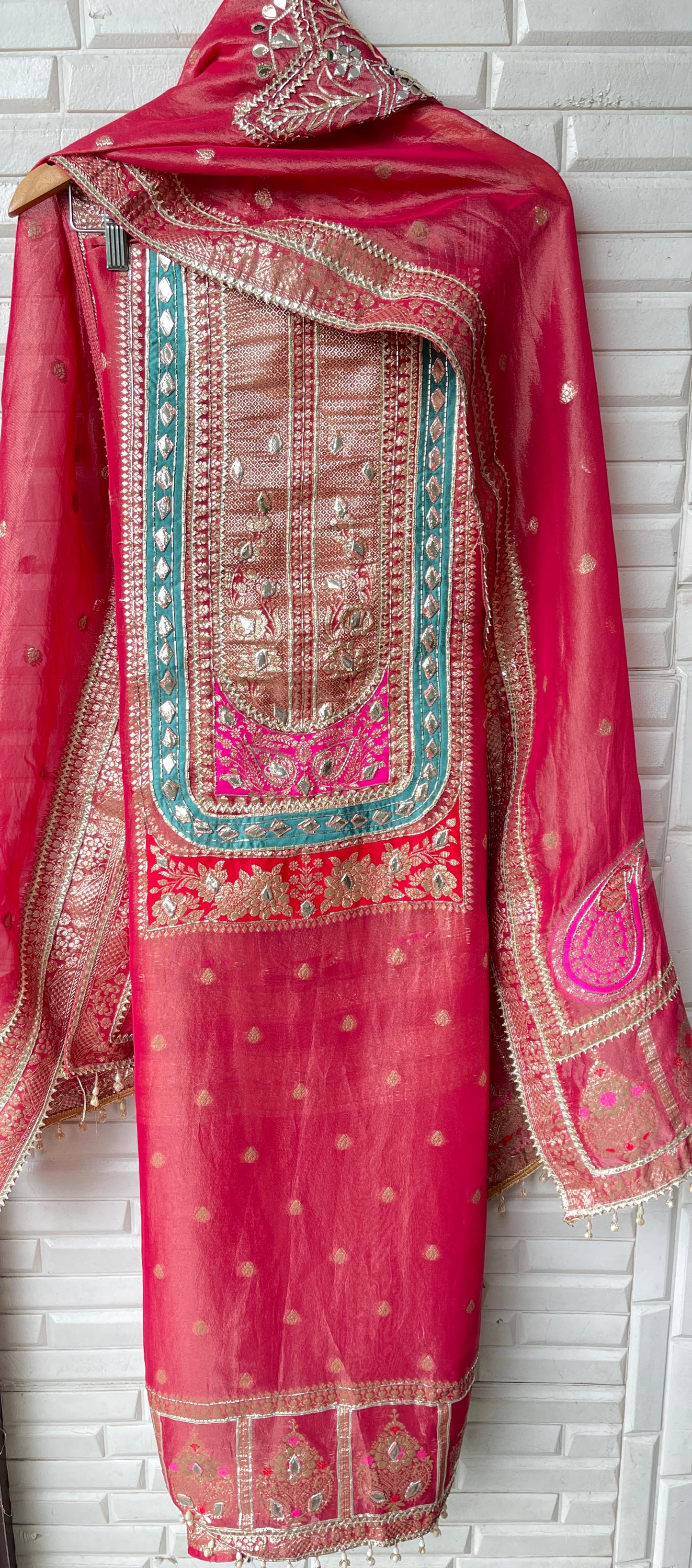 Banarasi shimmer silk unstitched ladies suit Rc17668 (b)