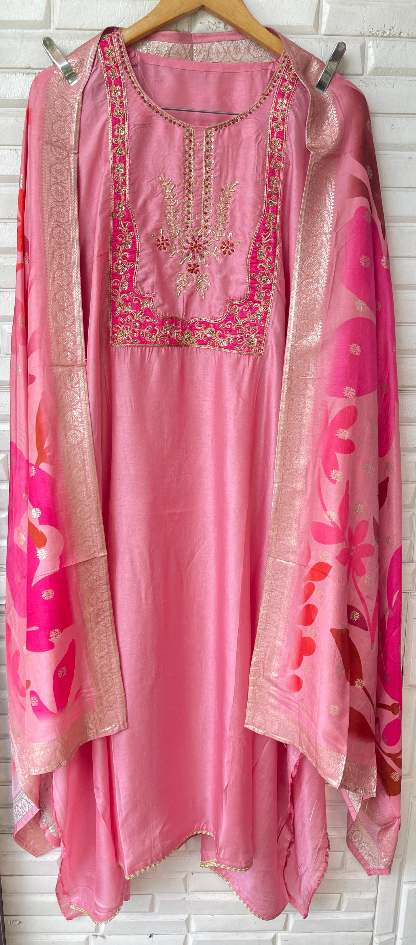 Tassar silk unstitched ladies suit Rc17845